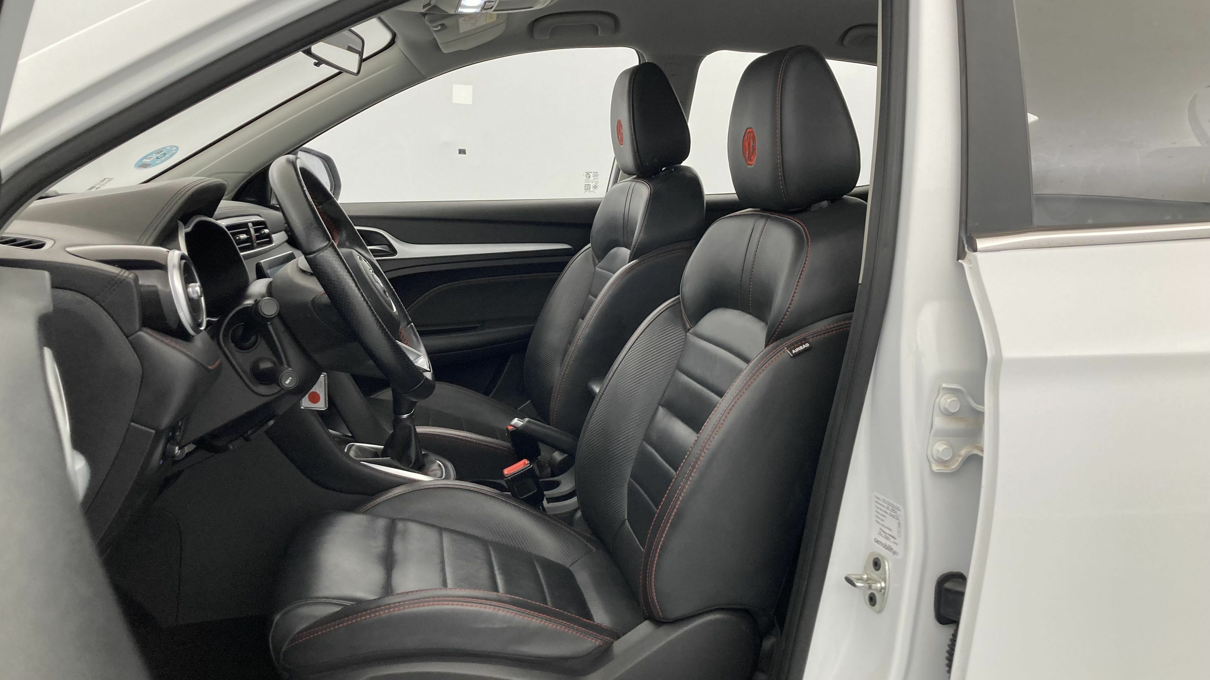 mg zs luxury 1.5 VTI-TECH 106 2023 dover white 14