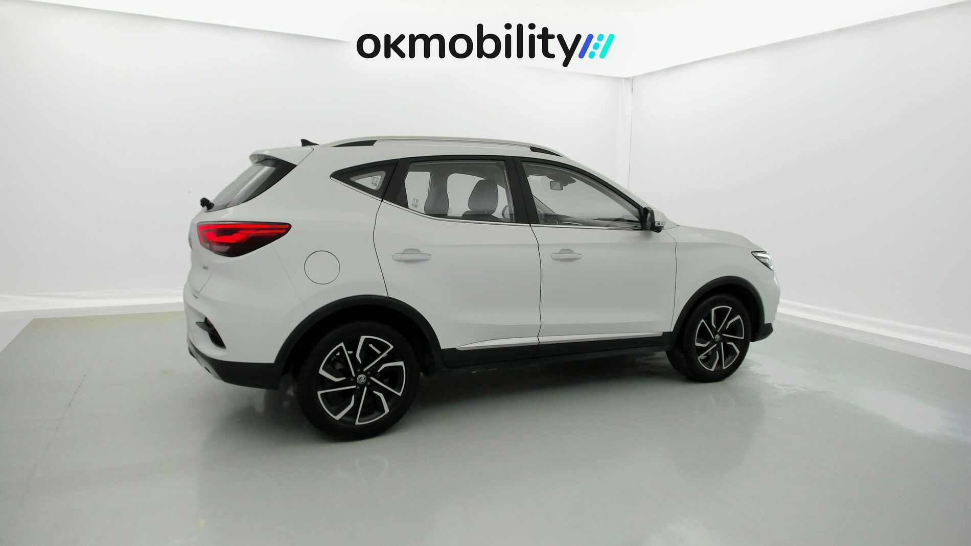 mg zs luxury 1.5 VTI-TECH 106 2023 dover white 12
