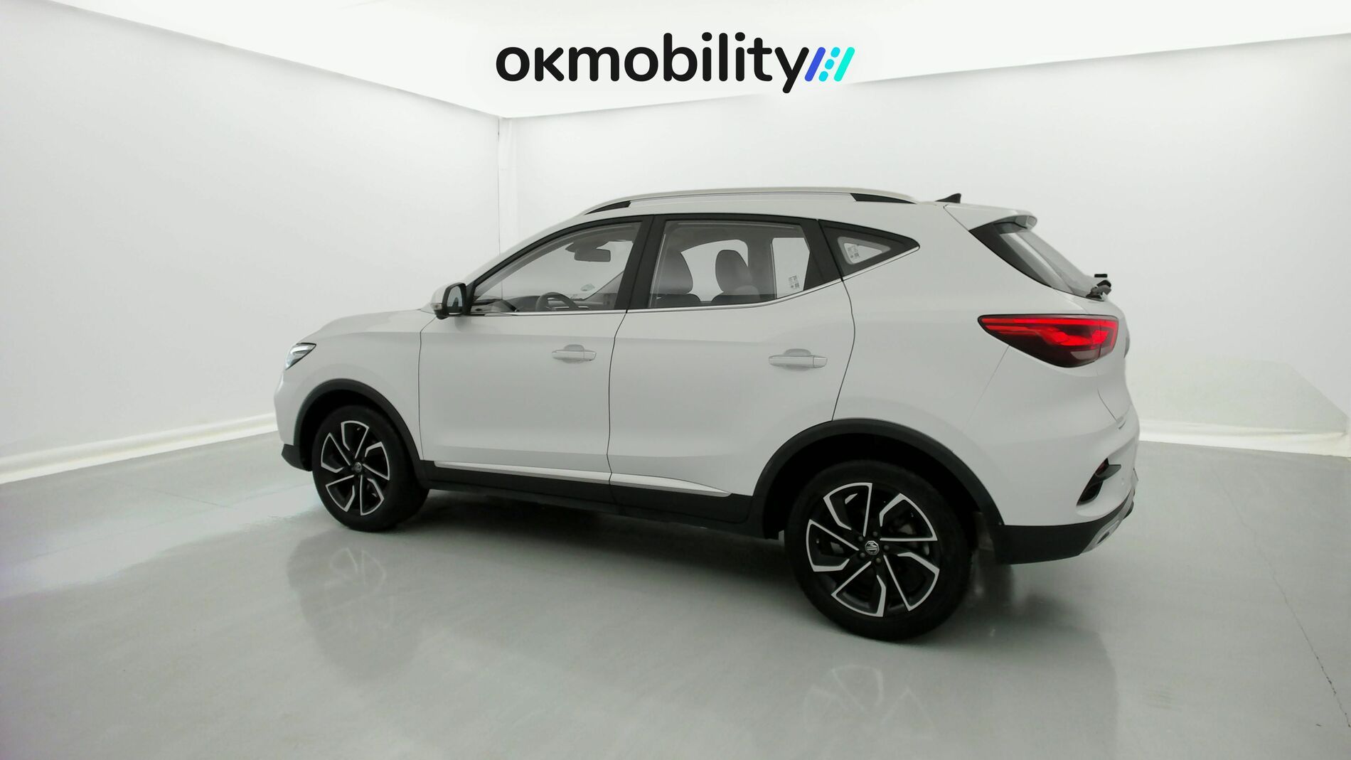 mg zs luxury 1.5 VTI-TECH 106 2023 dover white 9