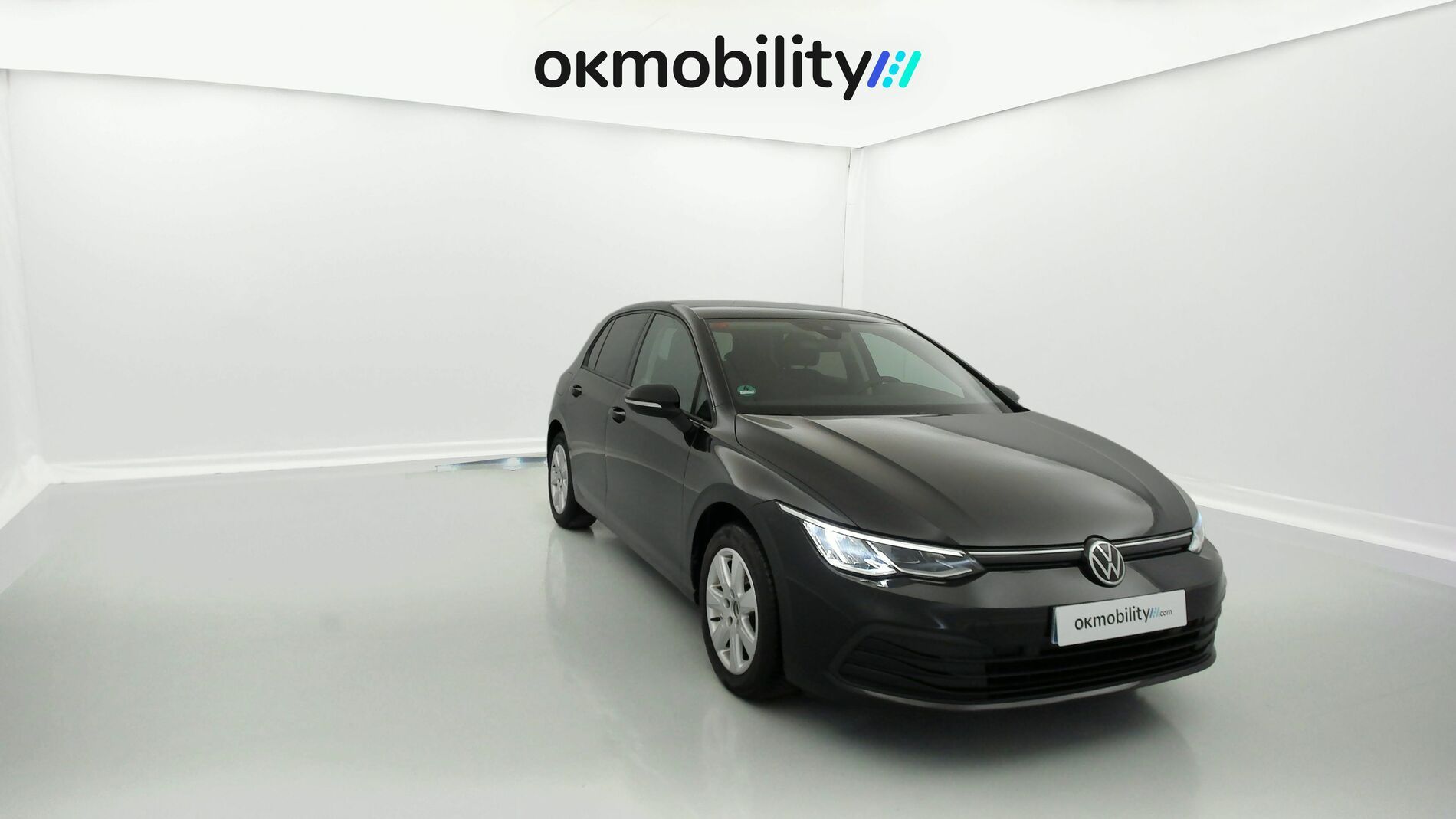 volkswagen golf life 2.0 TDI 116 2020 deep black pearl 3