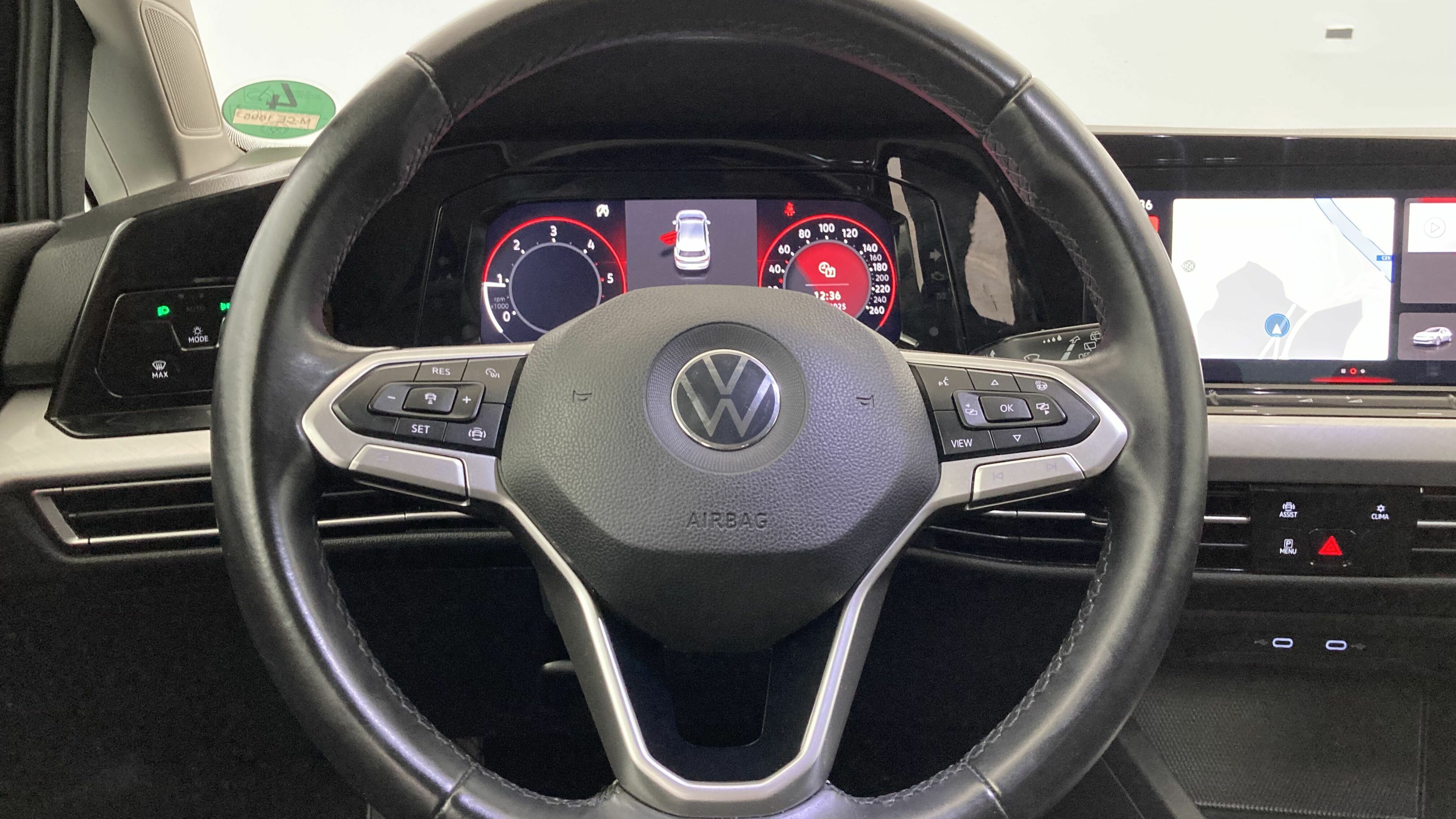 volkswagen golf life 2.0 TDI 150 DSG 2020 deep black perleffekt 18