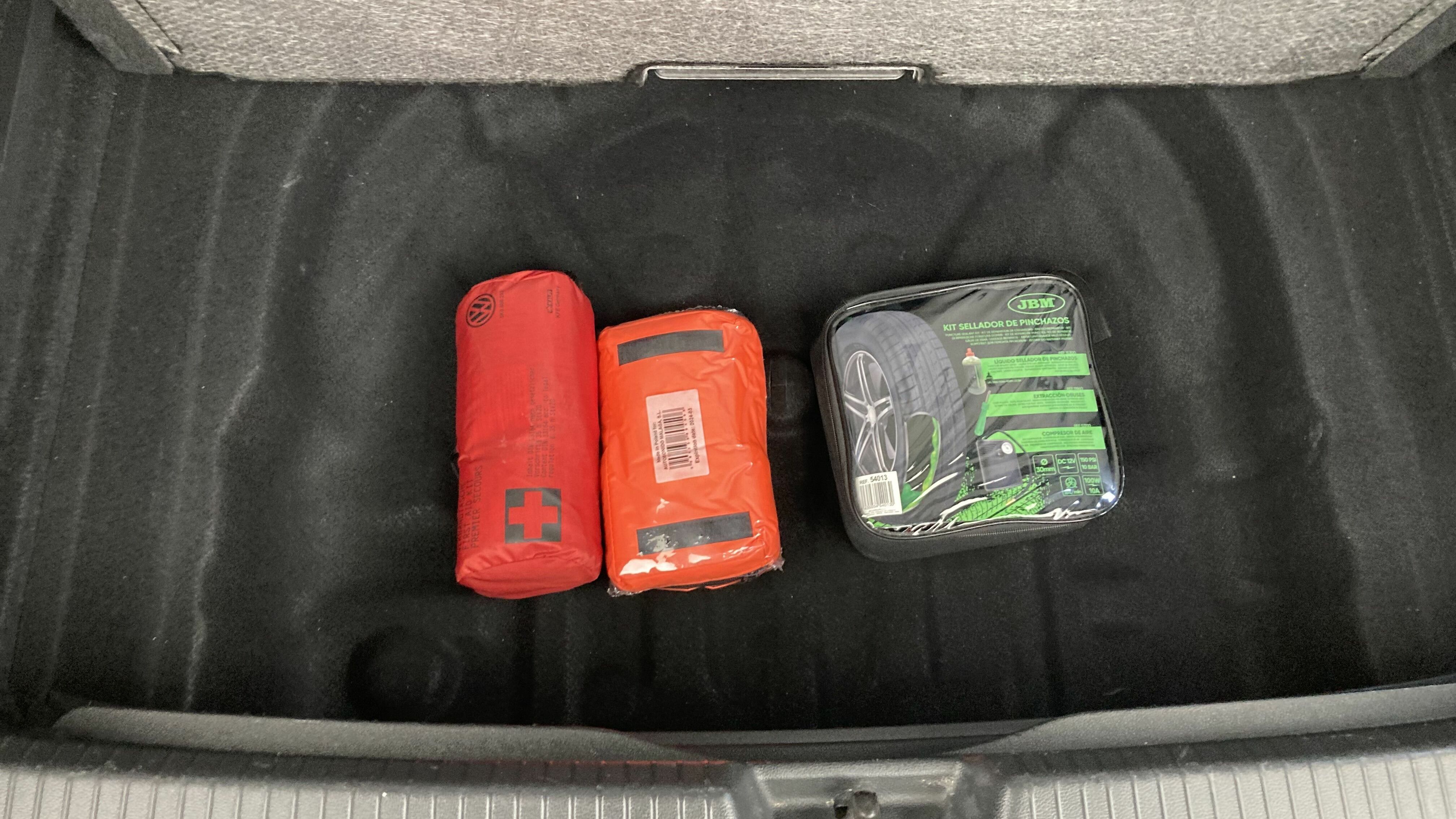 volkswagen golf life 2.0 TDI 150 DSG 2020 deep black perleffekt 24