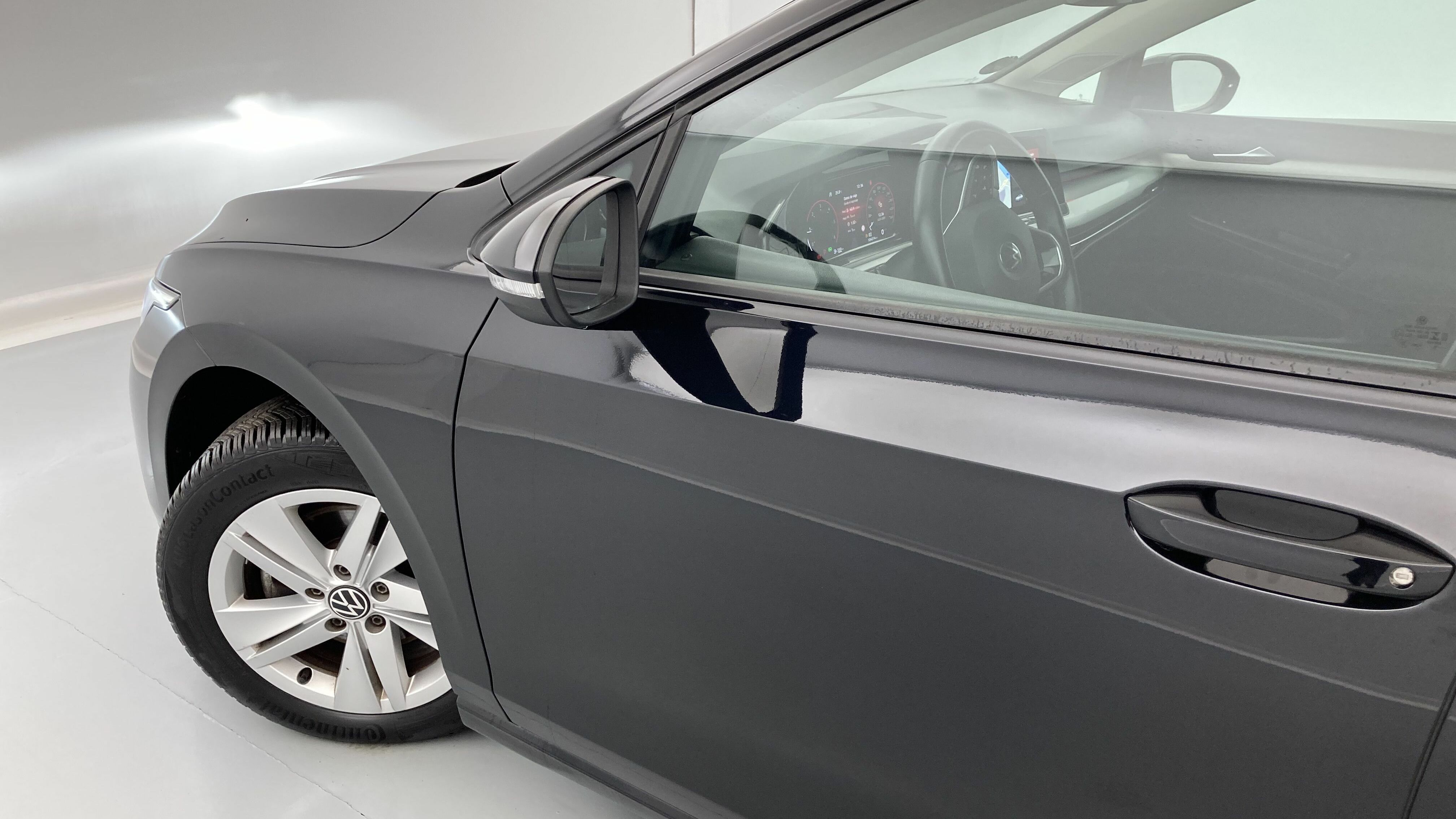 volkswagen golf life 2.0 TDI 150 DSG 2020 deep black perleffekt 29