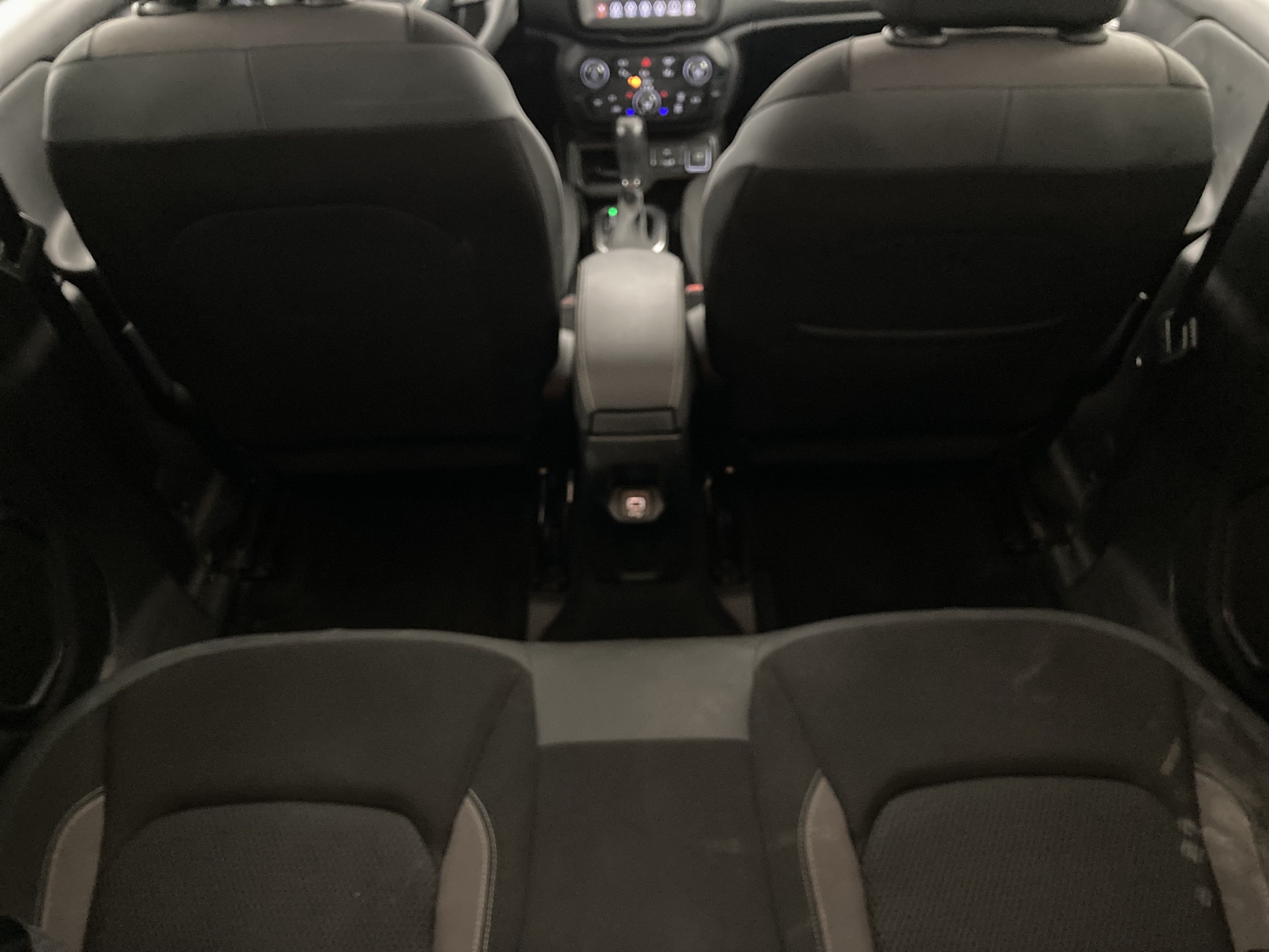 jeep renegade limited 1.5 TURBO 130 DCT 2023 blanco alpine 18