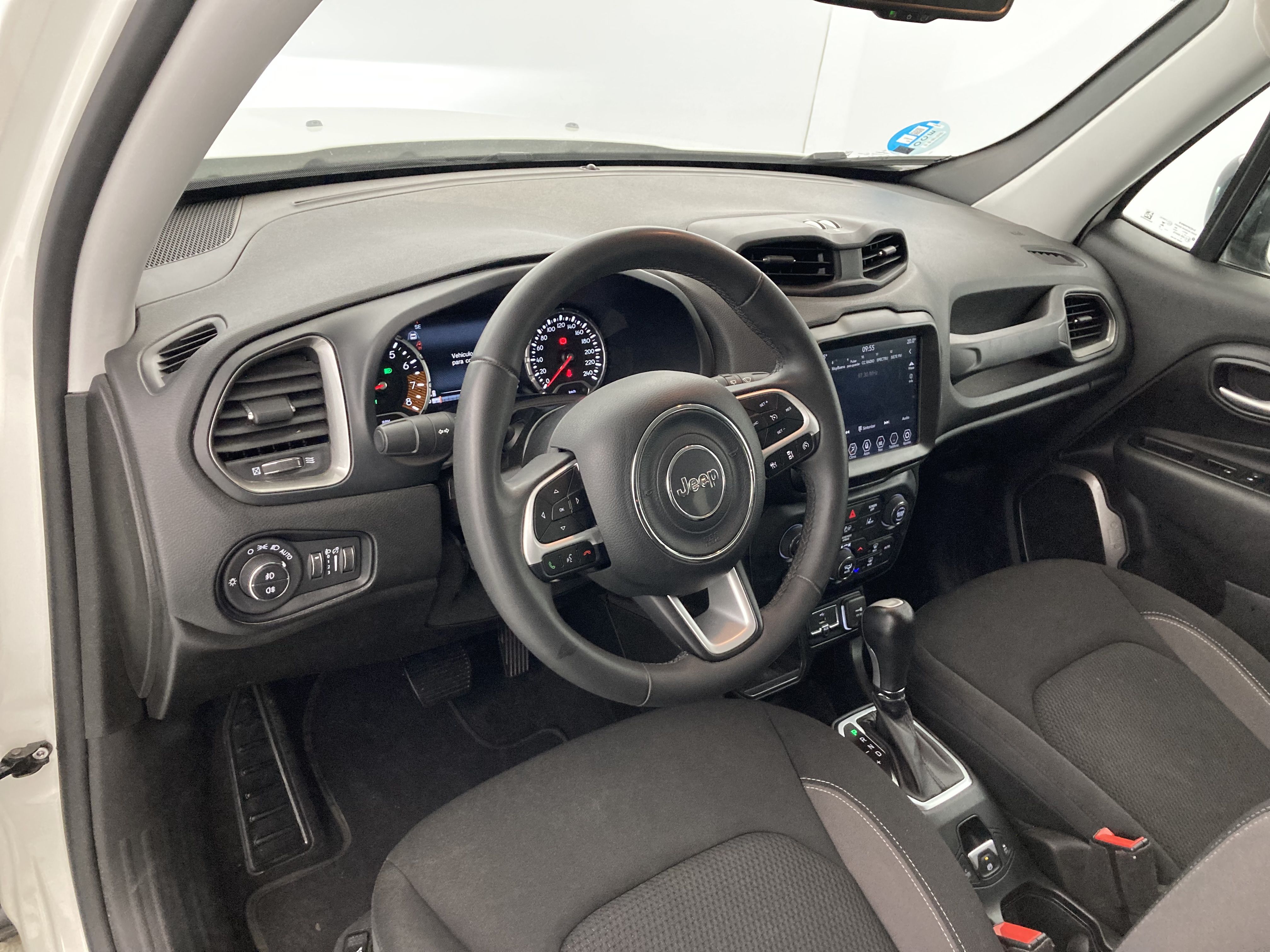 jeep renegade limited 1.5 TURBO 130 DCT 2023 blanco alpine 20