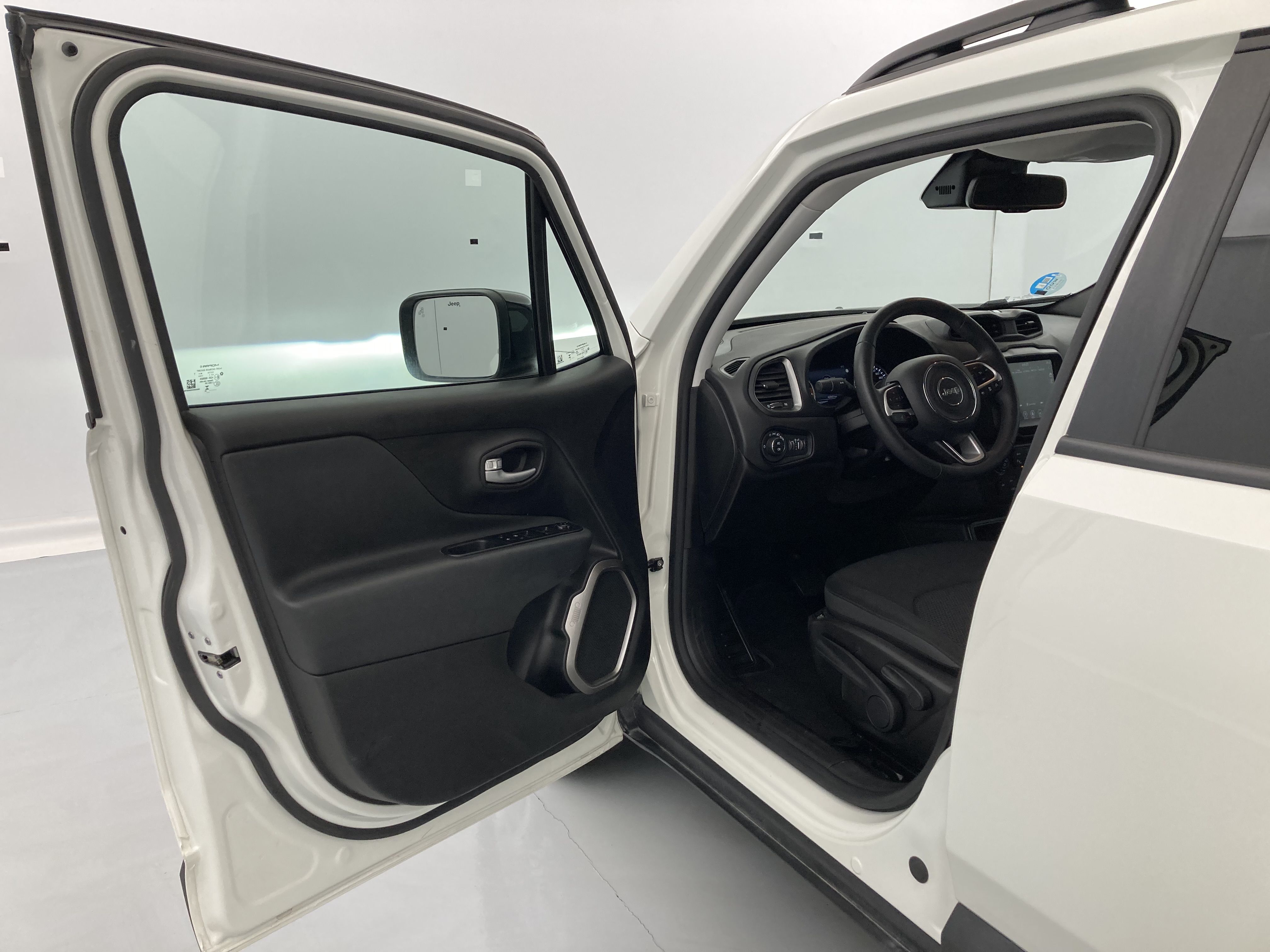 jeep renegade limited 1.5 TURBO 130 DCT 2023 blanco alpine 21