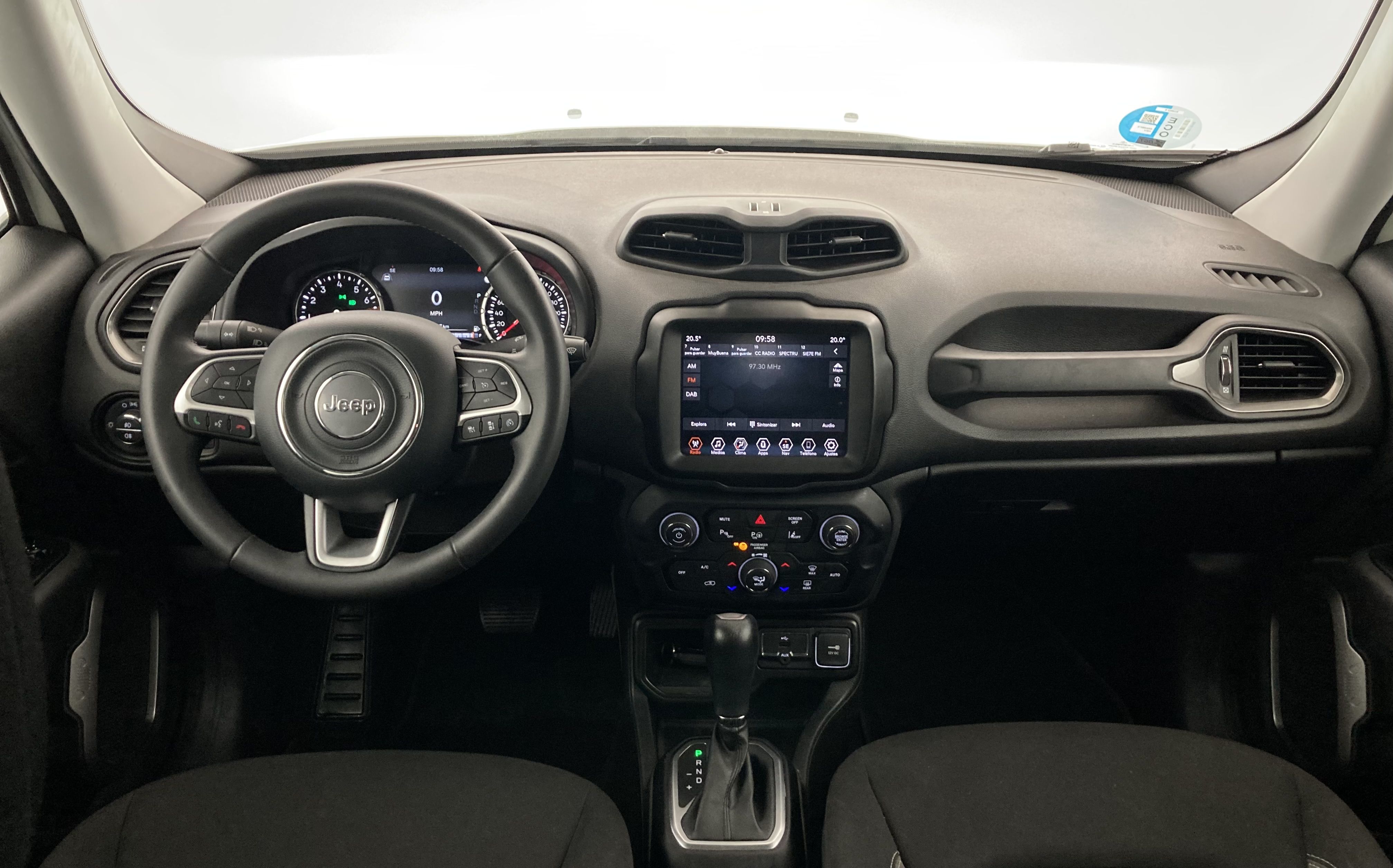 jeep renegade limited 1.5 TURBO 130 DCT 2023 blanco alpine 30