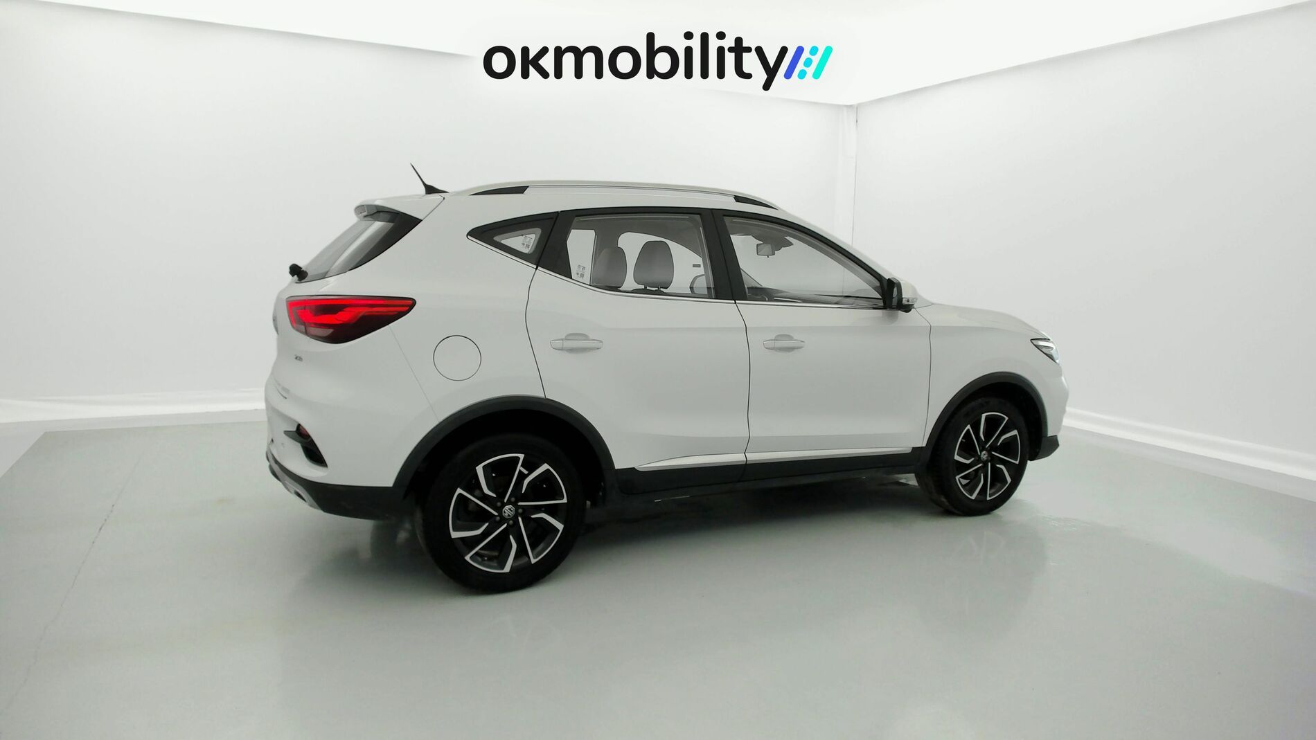 mg zs luxury 1.5 VTI-TECH 106 2023 dover white 11