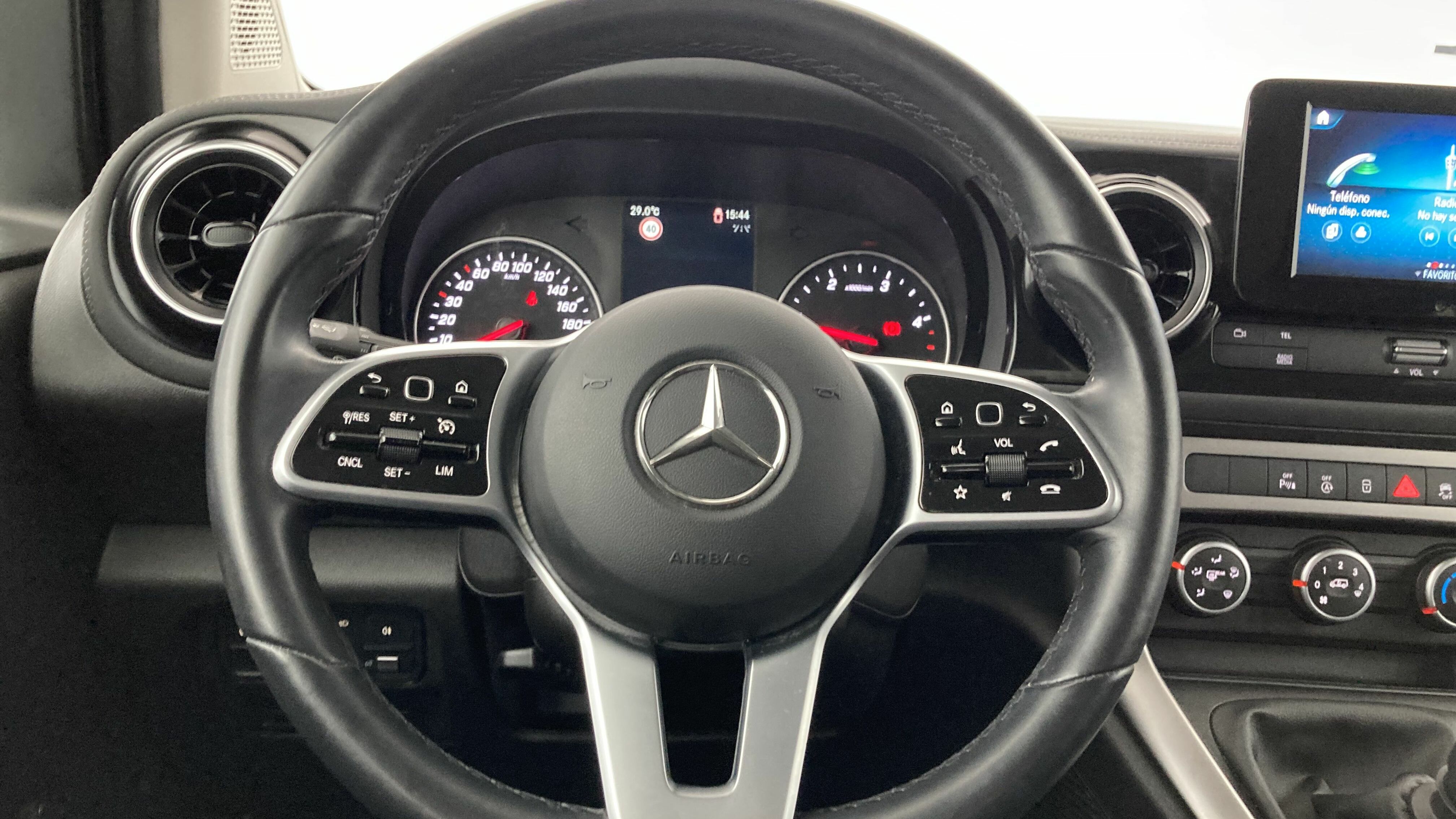 mercedes benz clase t n1 progressive 160D 95 2023 gris cromita metalizado 17