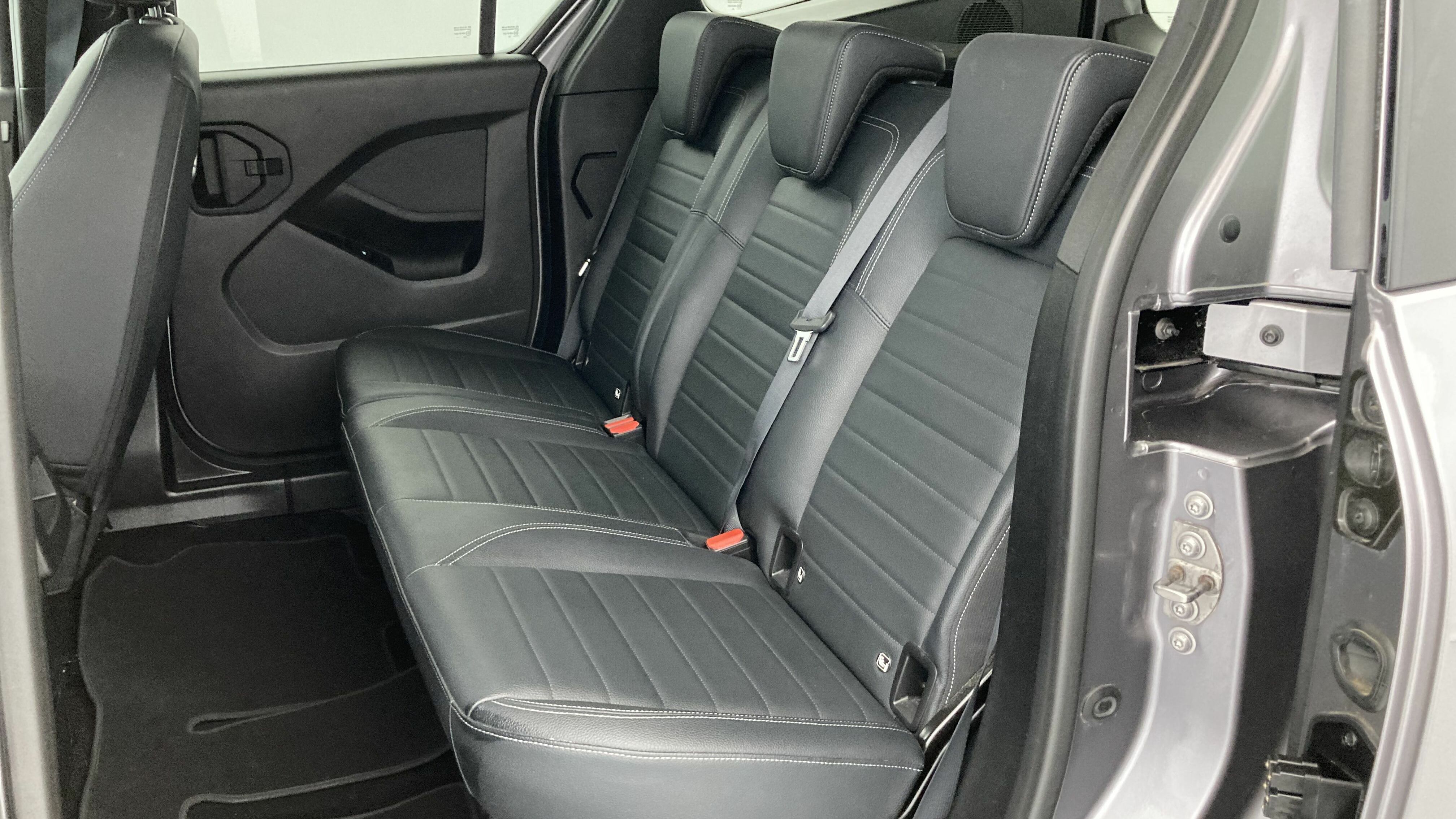 mercedes benz clase t n1 progressive 160D 95 2023 gris cromita metalizado 21