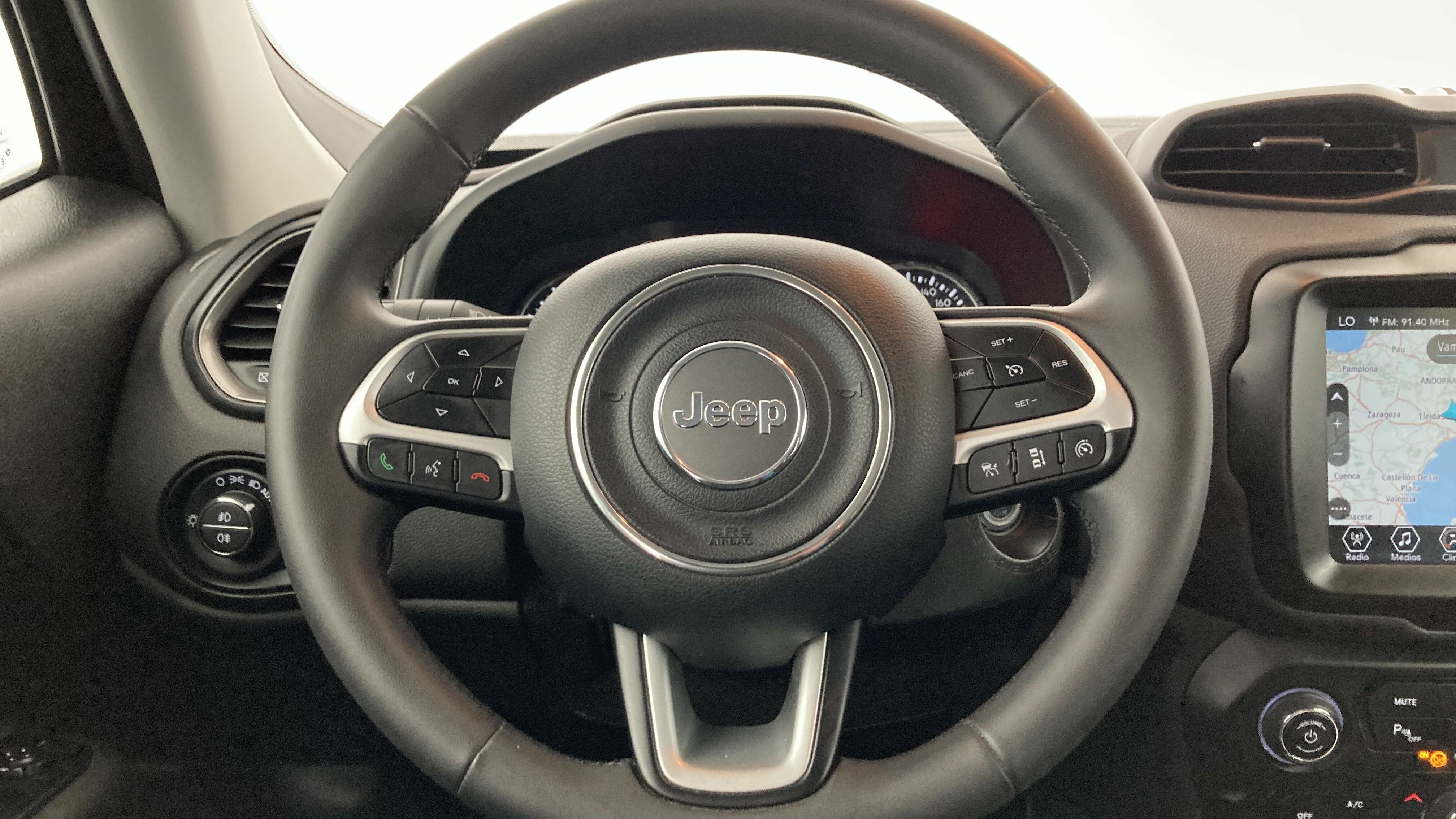 jeep renegade limited 1.5 TURBO 130 DCT 2023 negro solido 13