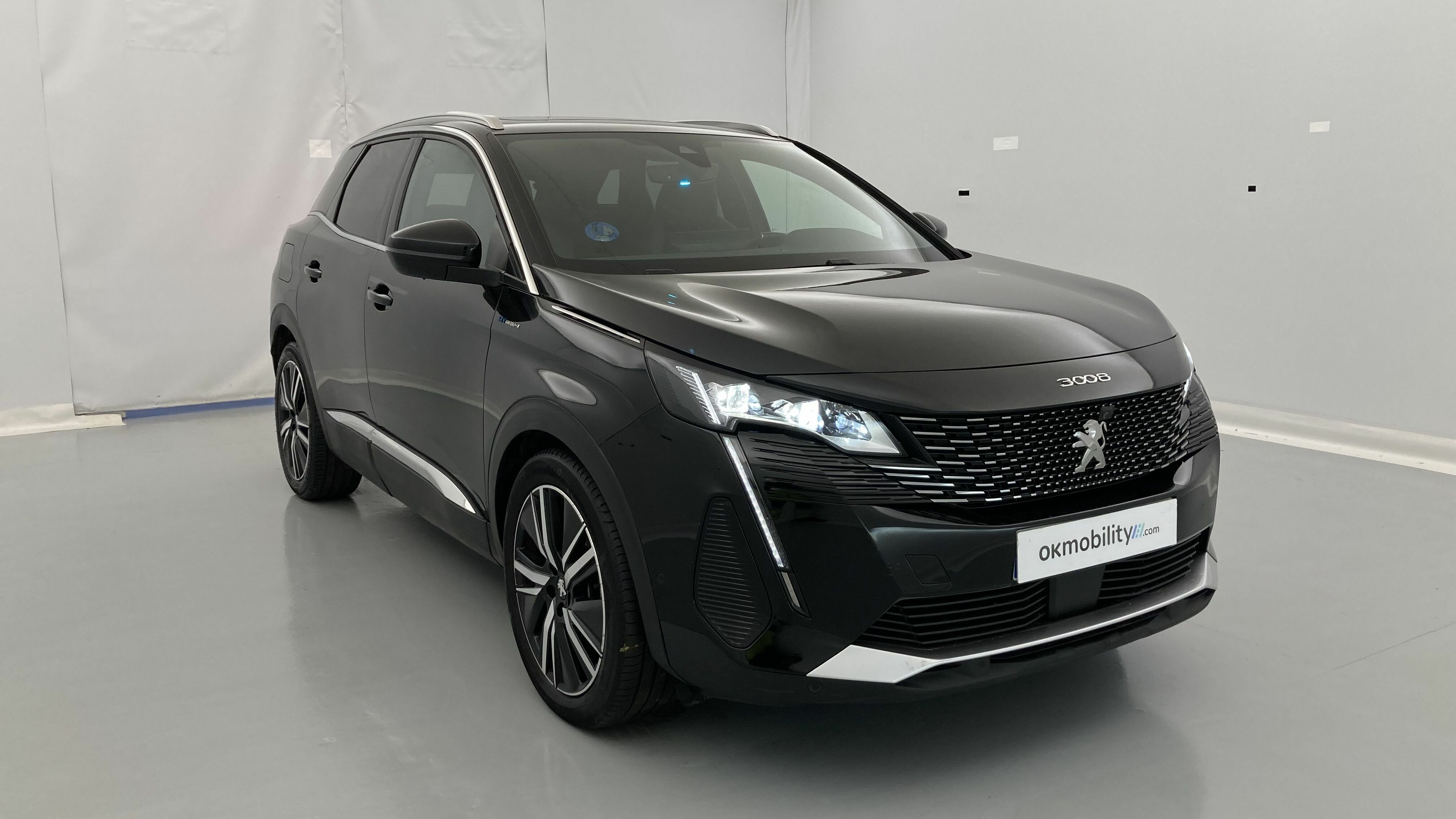 peugeot 3008 gt pack 1.6 HYBRID 300 EAT PHEV 2022 negro perla nera 35