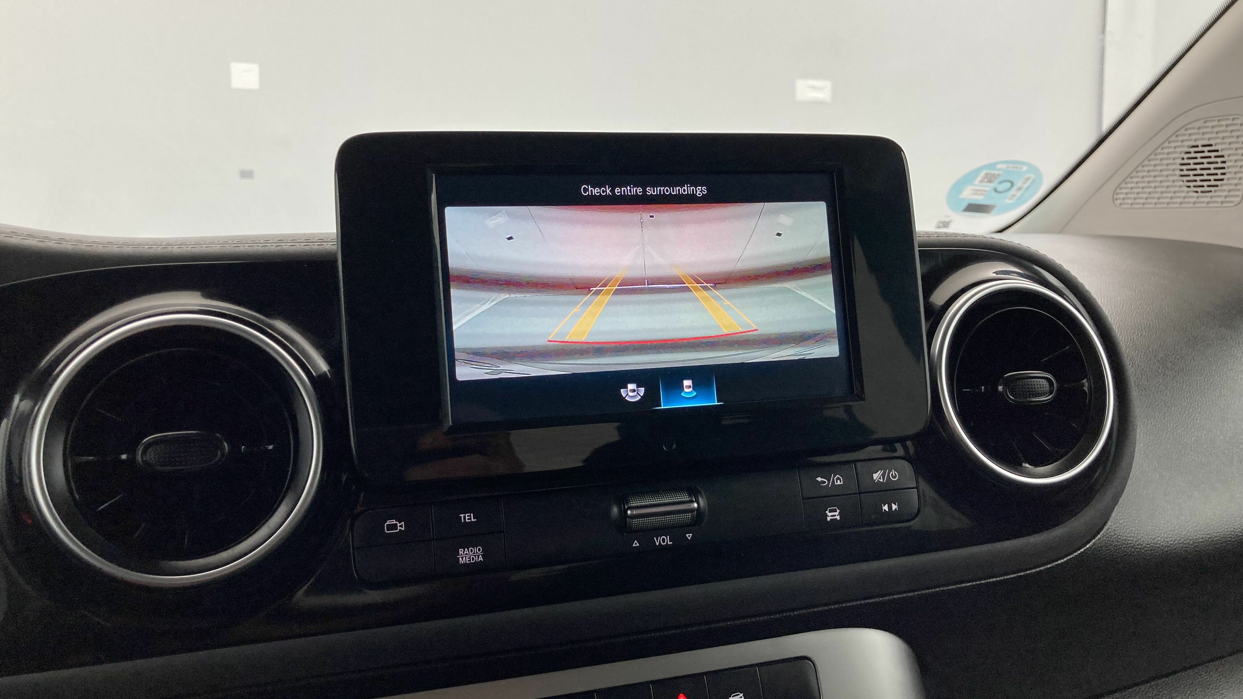 mercedes benz clase t n1 progressive 160D 95 2023 gris cromita metalizado 20