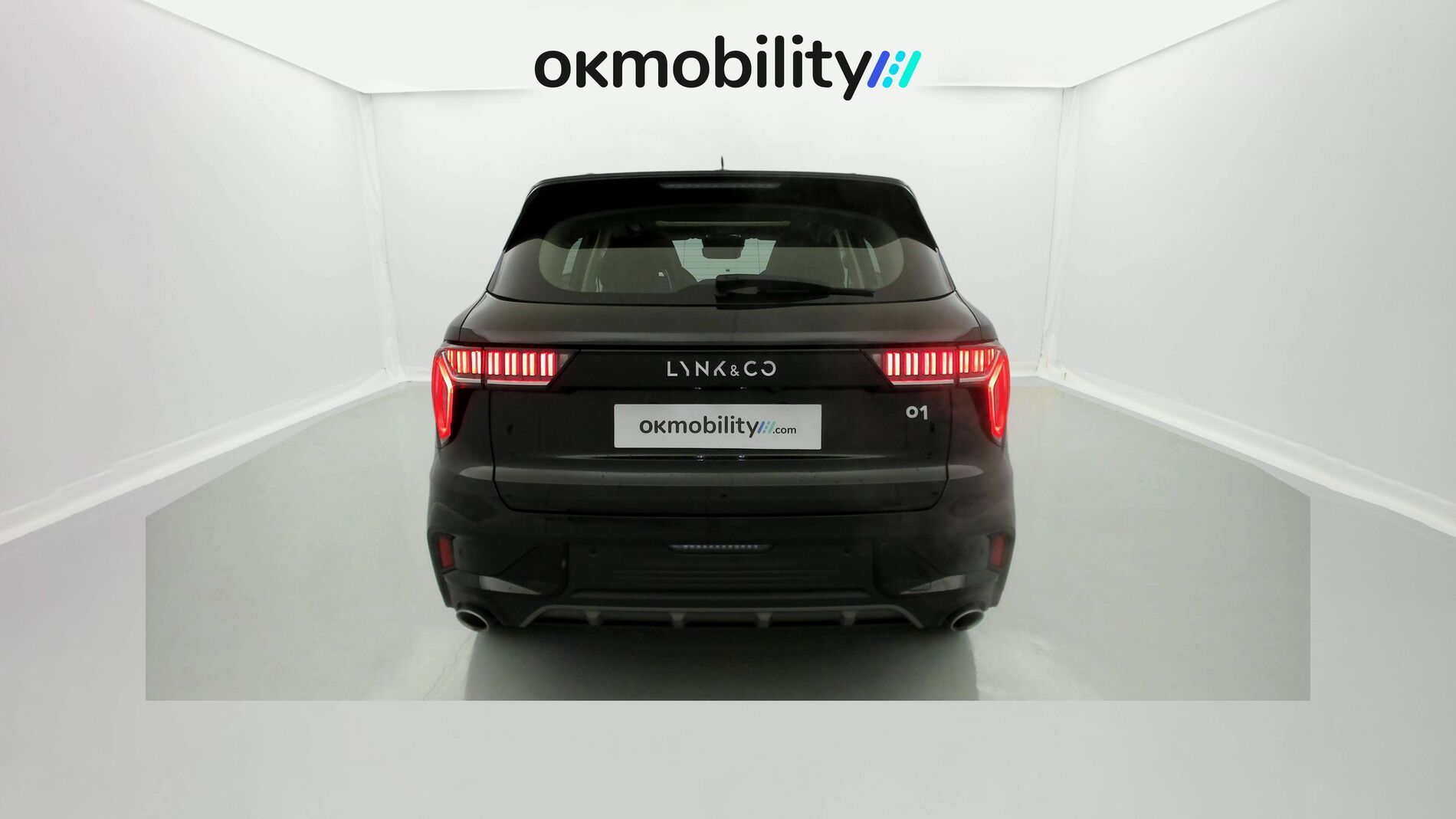 lynk&co 1 nv 1.5 HEV 197 2022 swarowski black 11