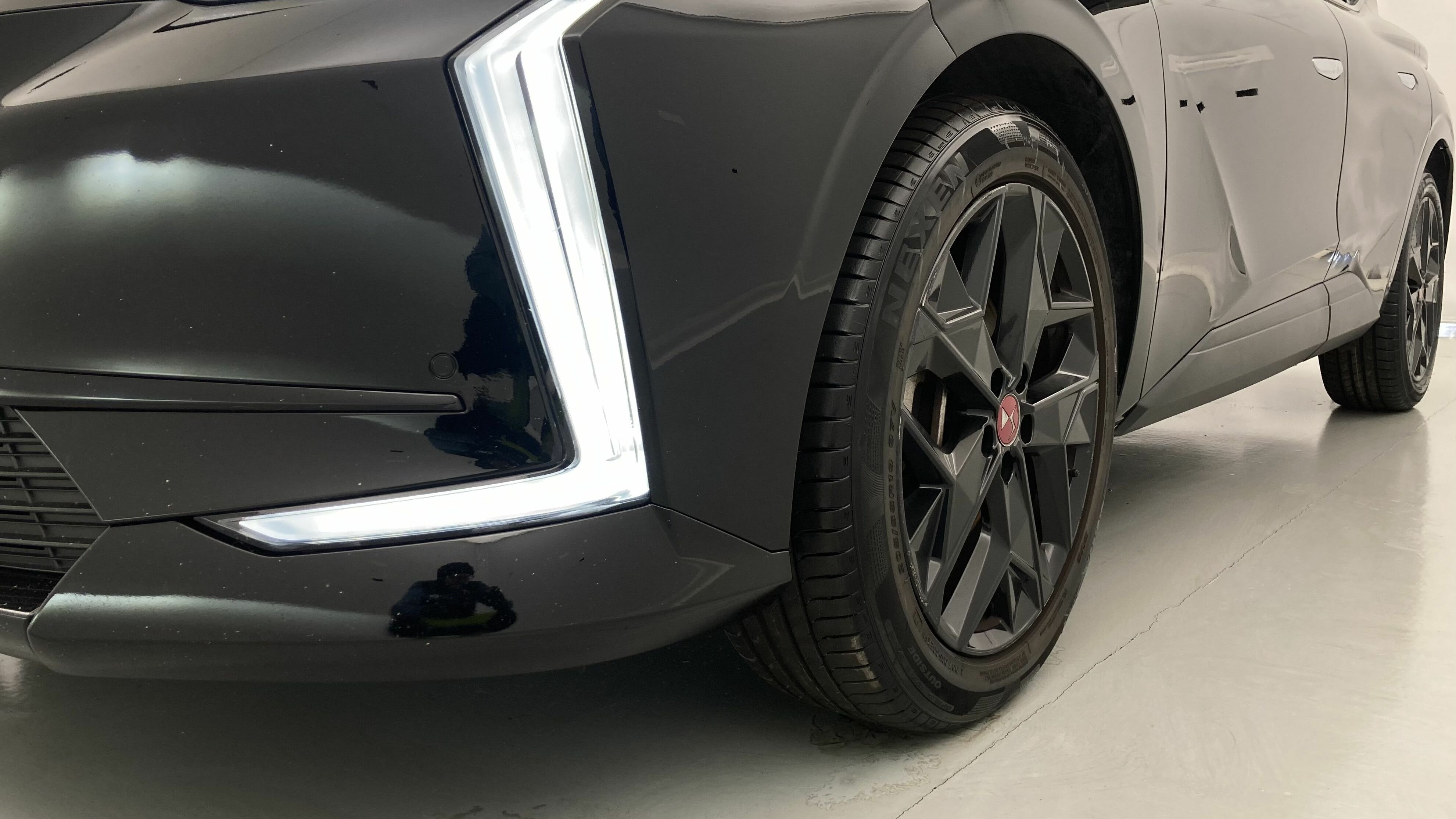 ds ds4 performance line + E-TENSE 225 CA 2023 negro perla 25