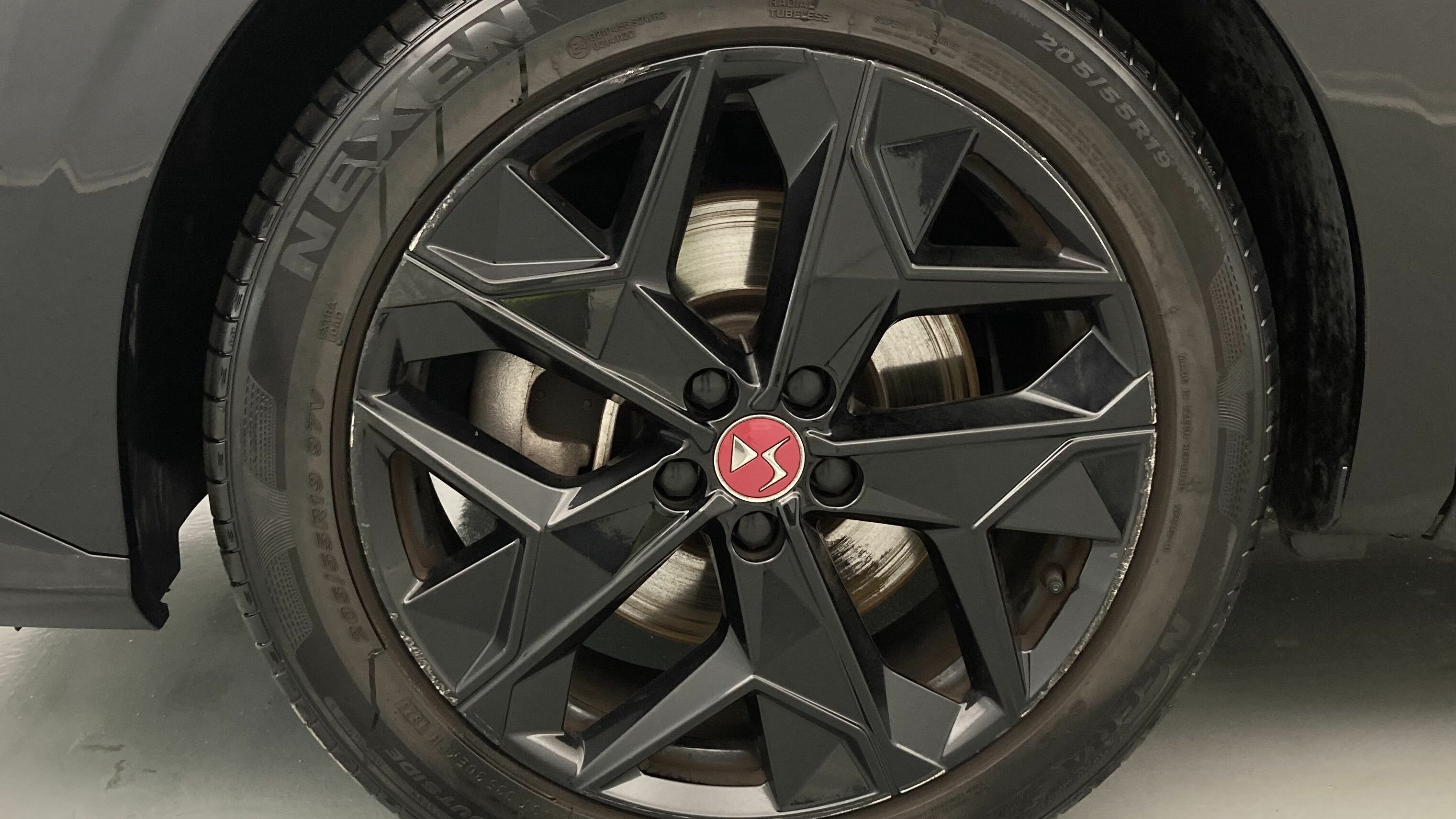 ds ds4 performance line + E-TENSE 225 CA 2023 negro perla 26