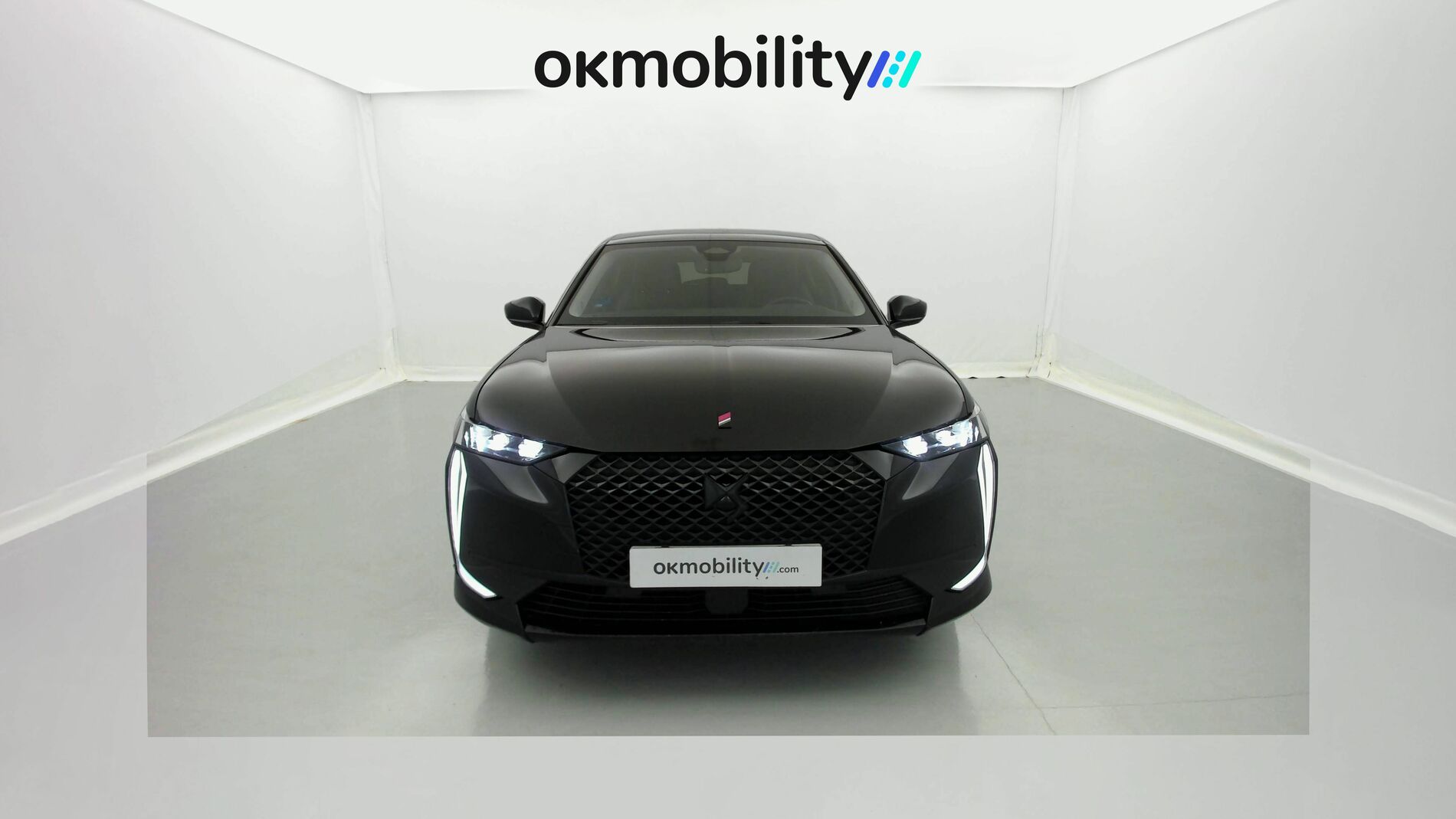 ds ds4 performance line + E-TENSE 225 CA 2023 negro perla 3