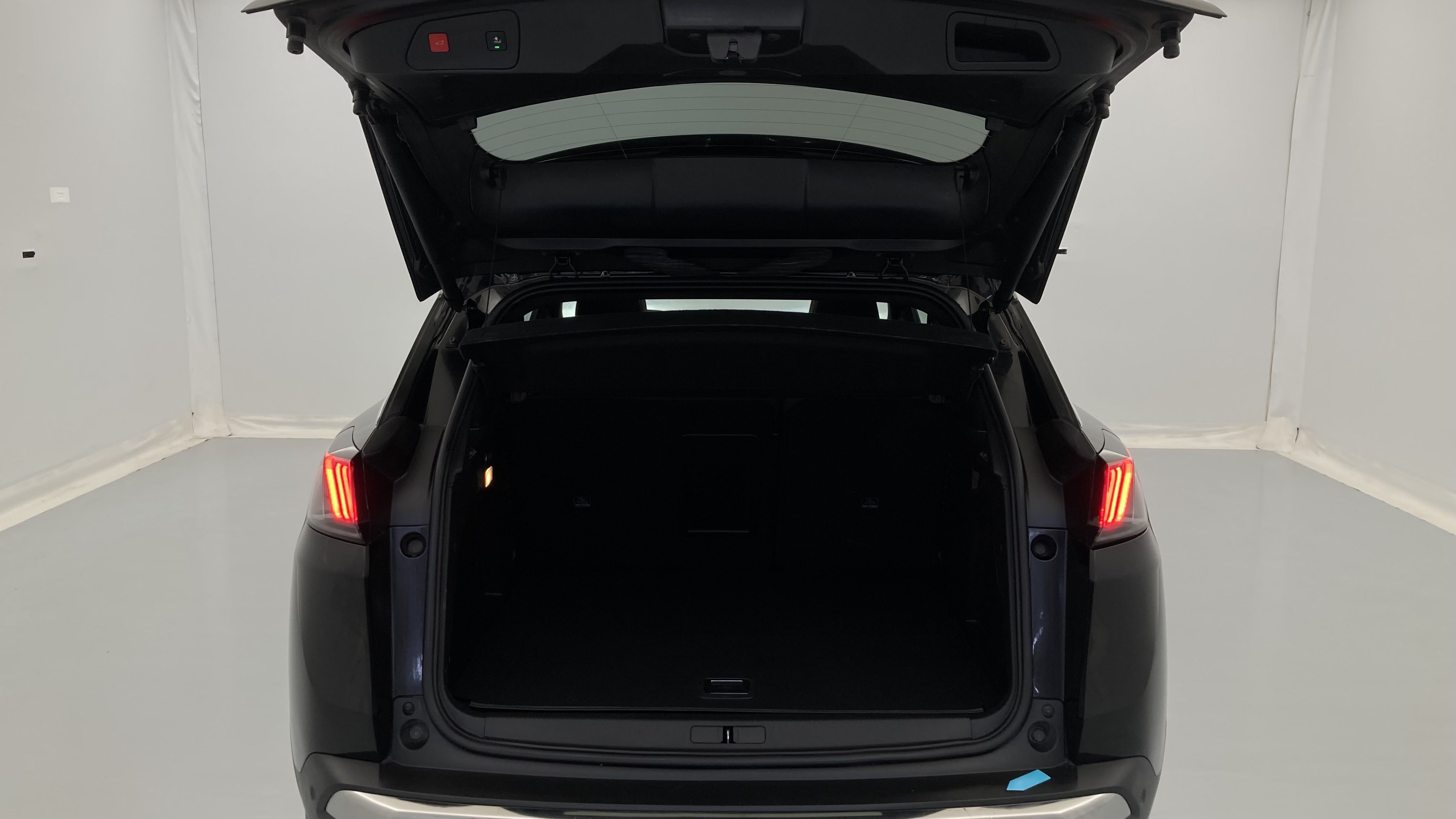 peugeot 3008 gt pack 1.6 HYBRID 300 EAT PHEV 2022 negro perla nera 22