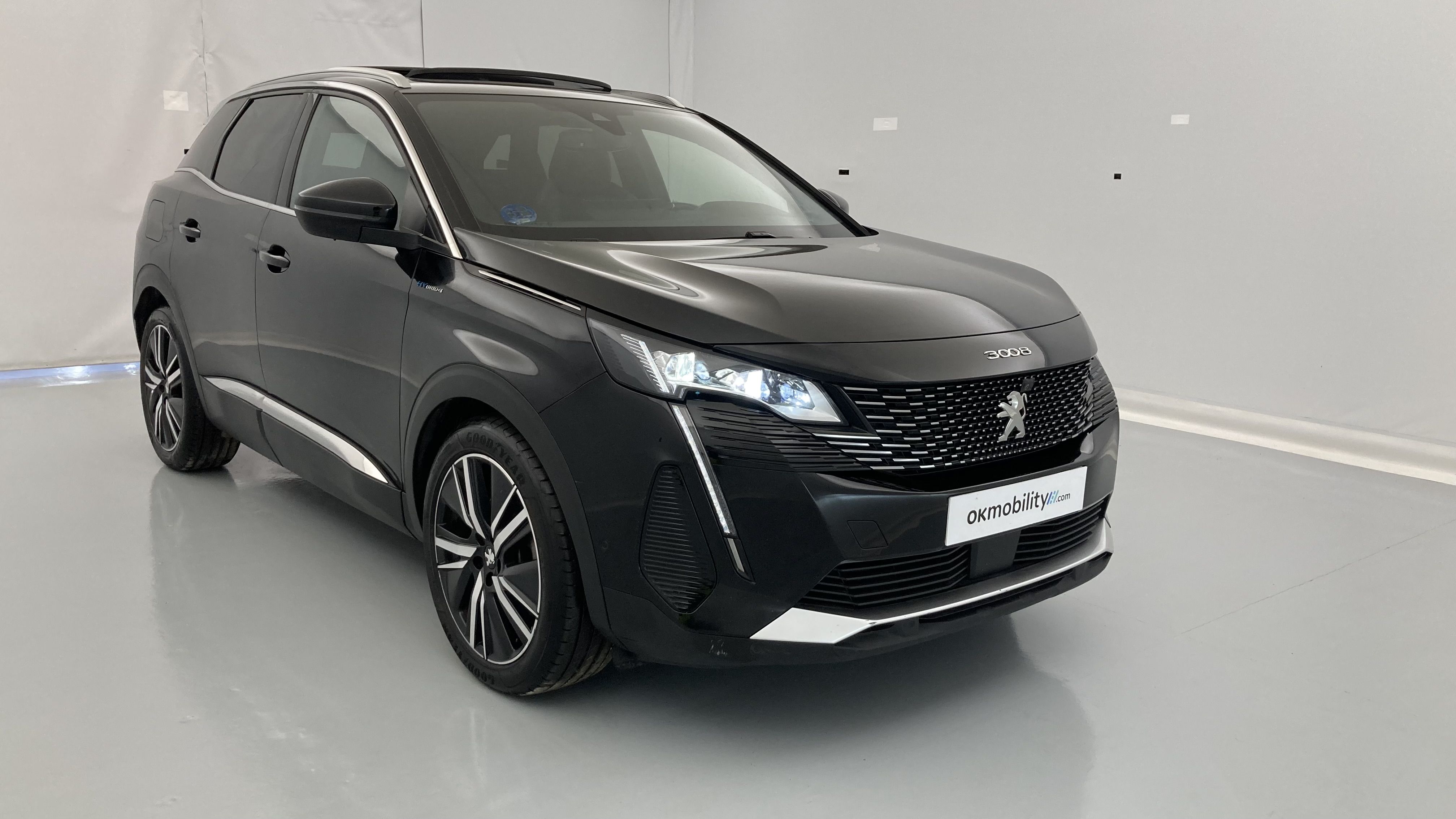 peugeot 3008 gt pack 1.6 HYBRID 300 EAT PHEV 2022 negro perla nera 24
