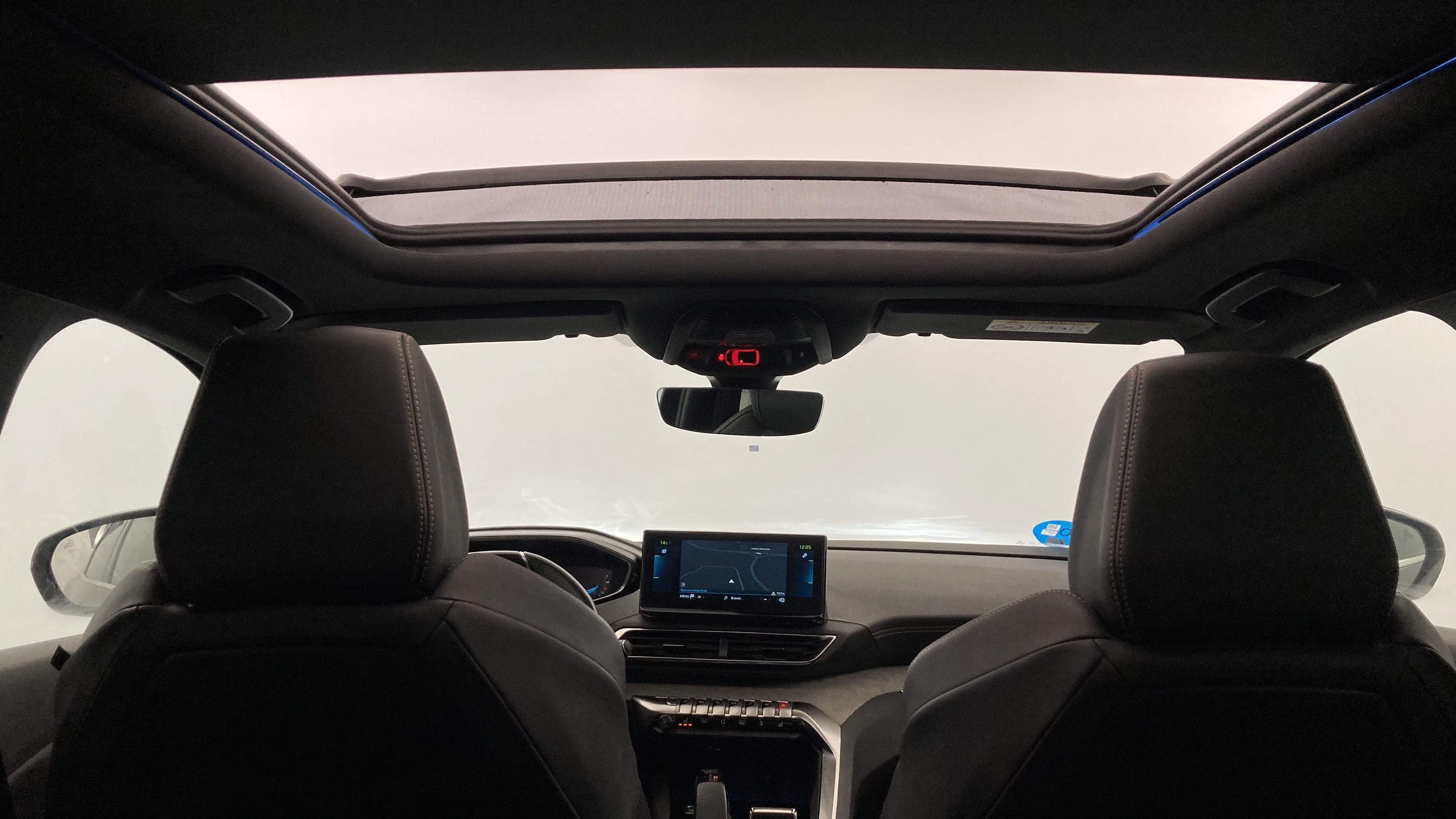 peugeot 3008 gt pack 1.6 HYBRID 300 EAT PHEV 2022 negro perla nera 25