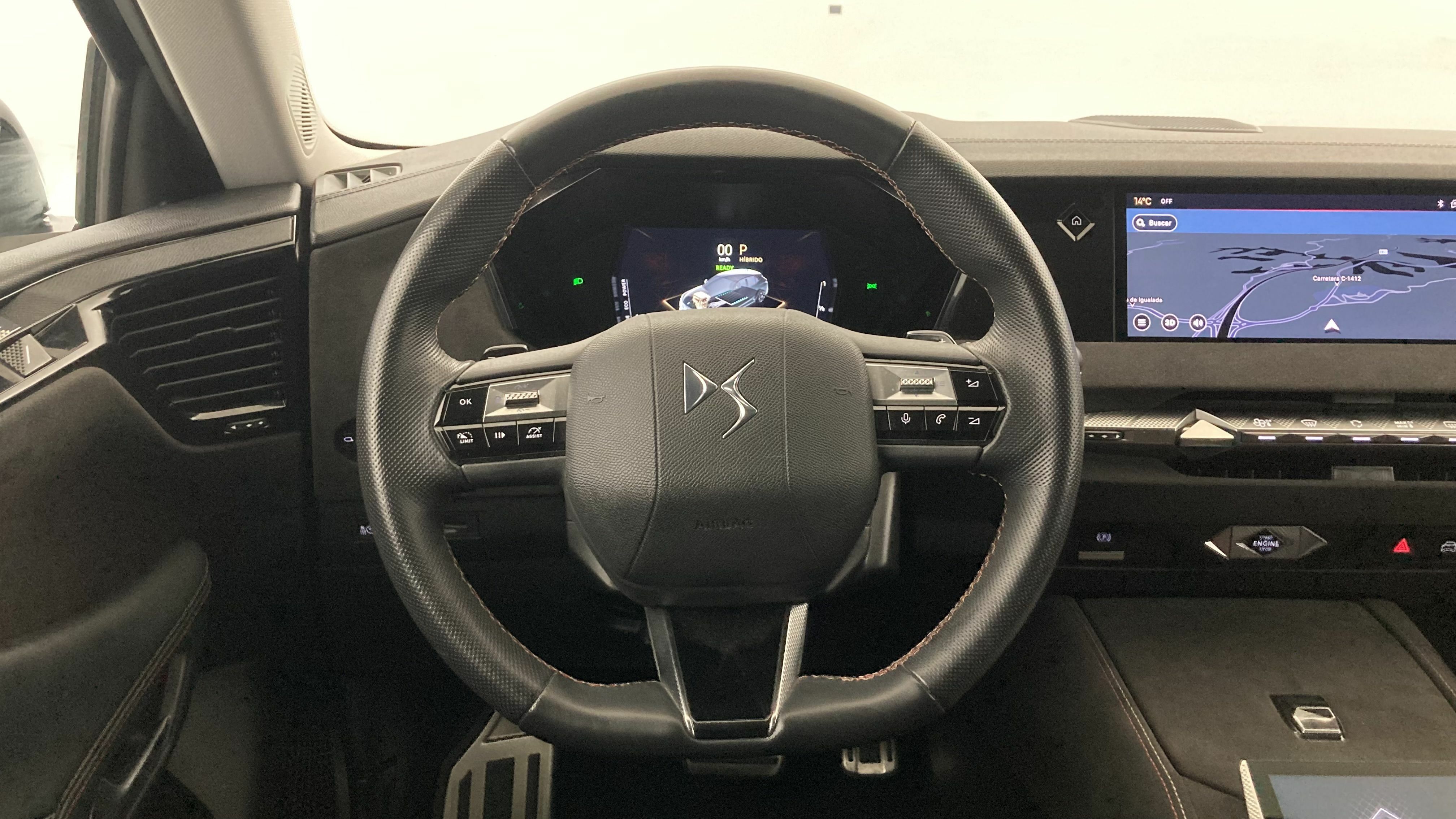 ds ds4 performance line + E-TENSE 225 CA 2023 negro perla 16