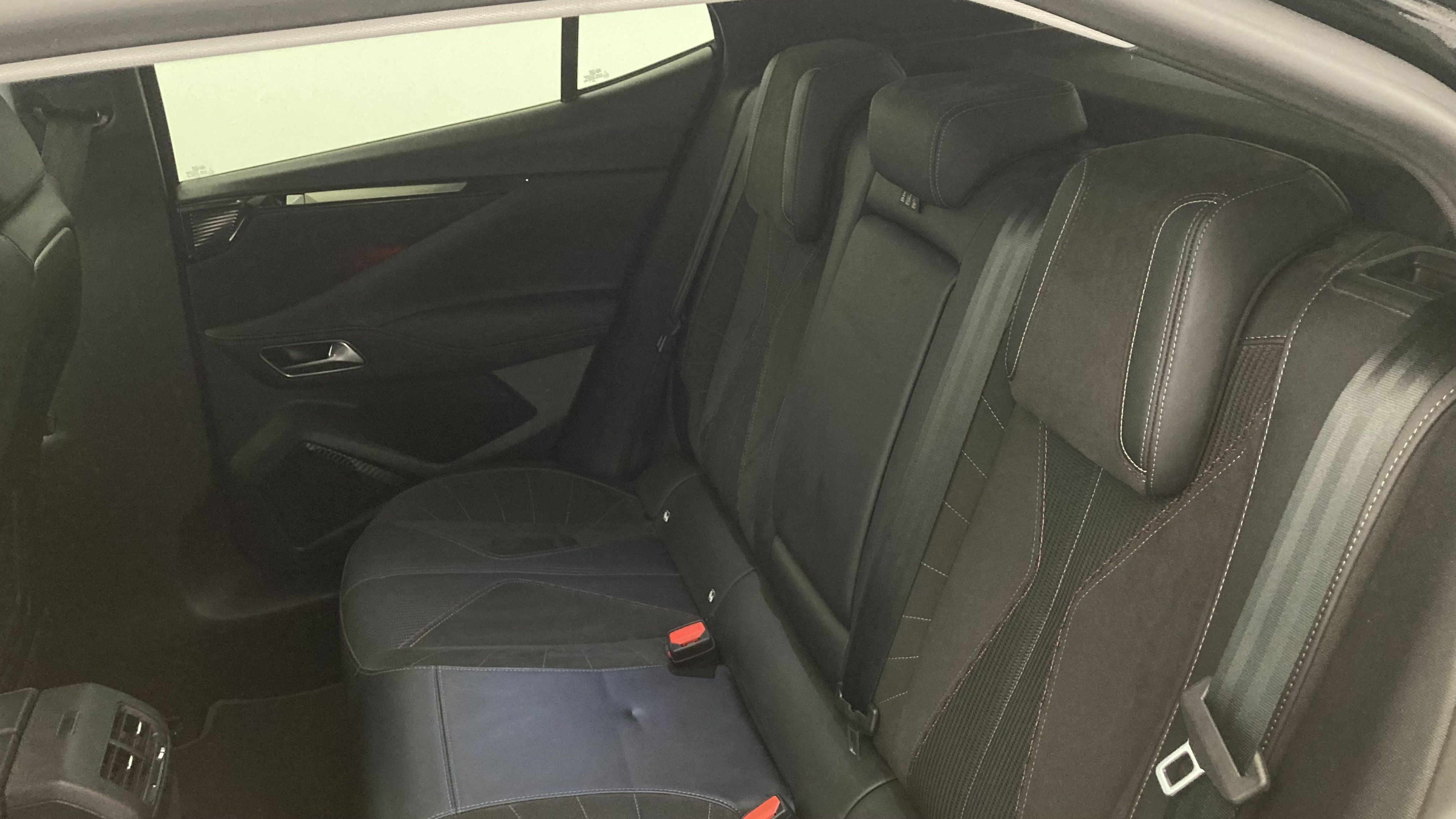 ds ds4 performance line + E-TENSE 225 CA 2023 negro perla 20