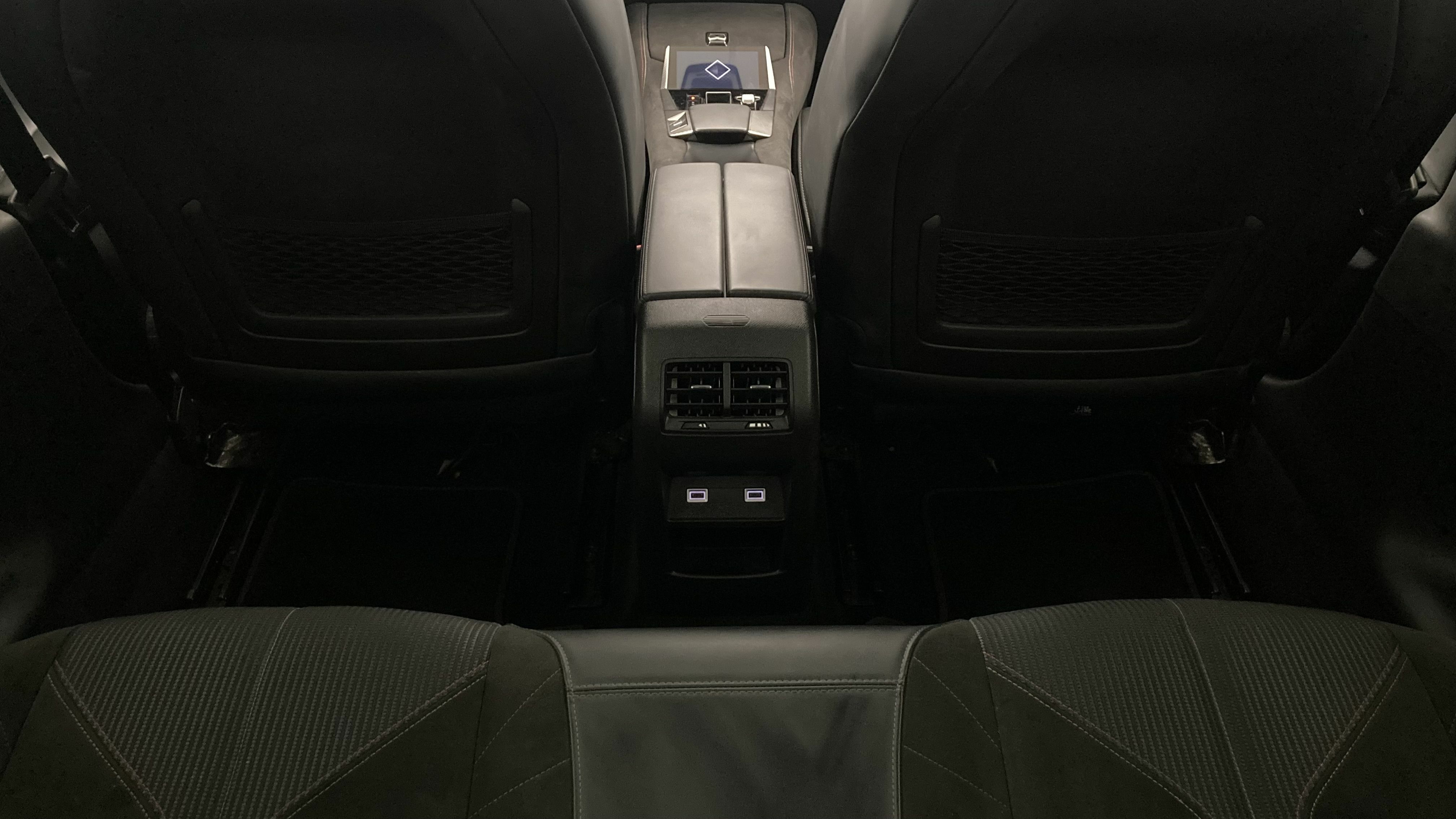 ds ds4 performance line + E-TENSE 225 CA 2023 negro perla 21