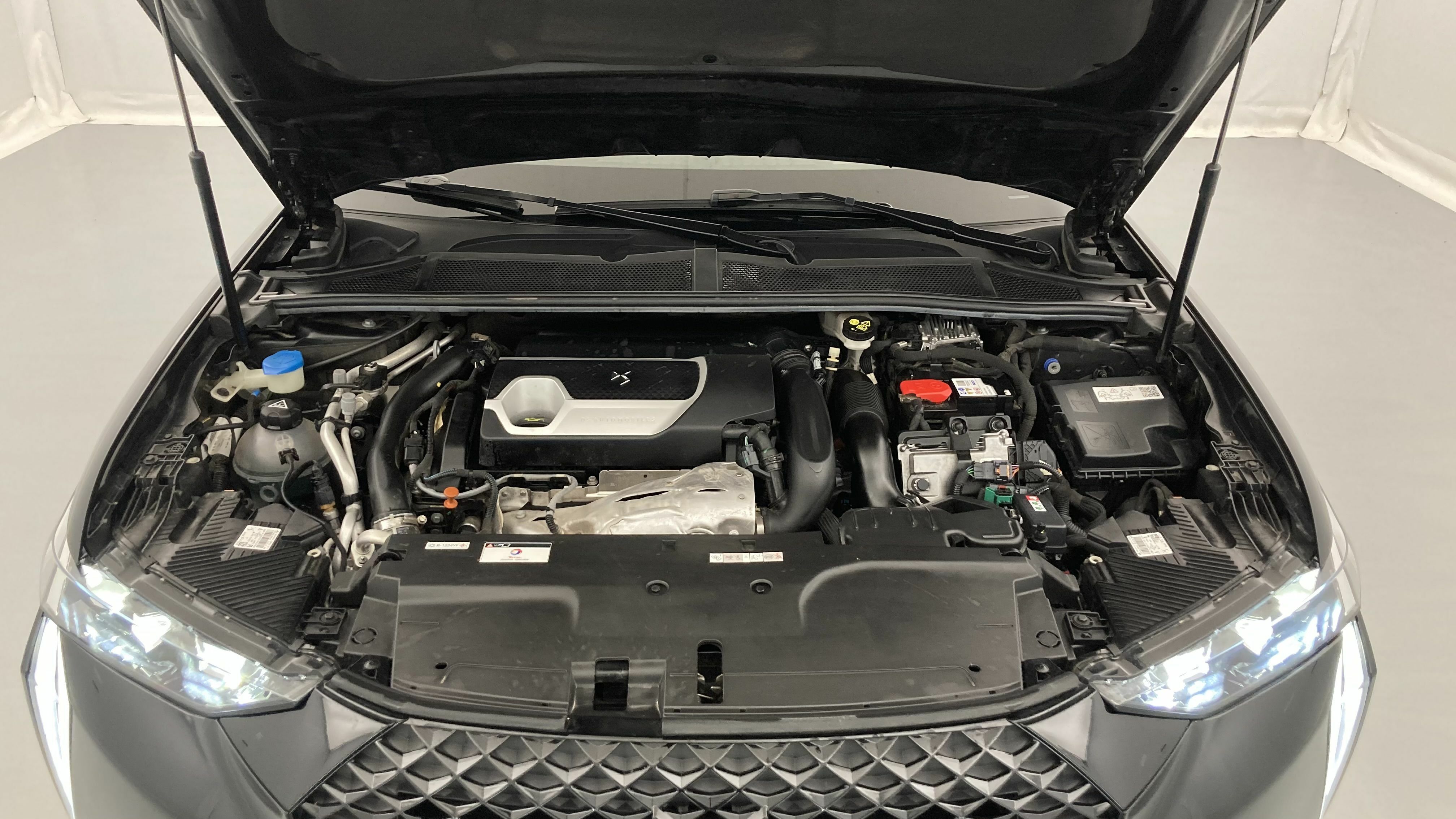 ds ds4 performance line + E-TENSE 225 CA 2023 negro perla 24