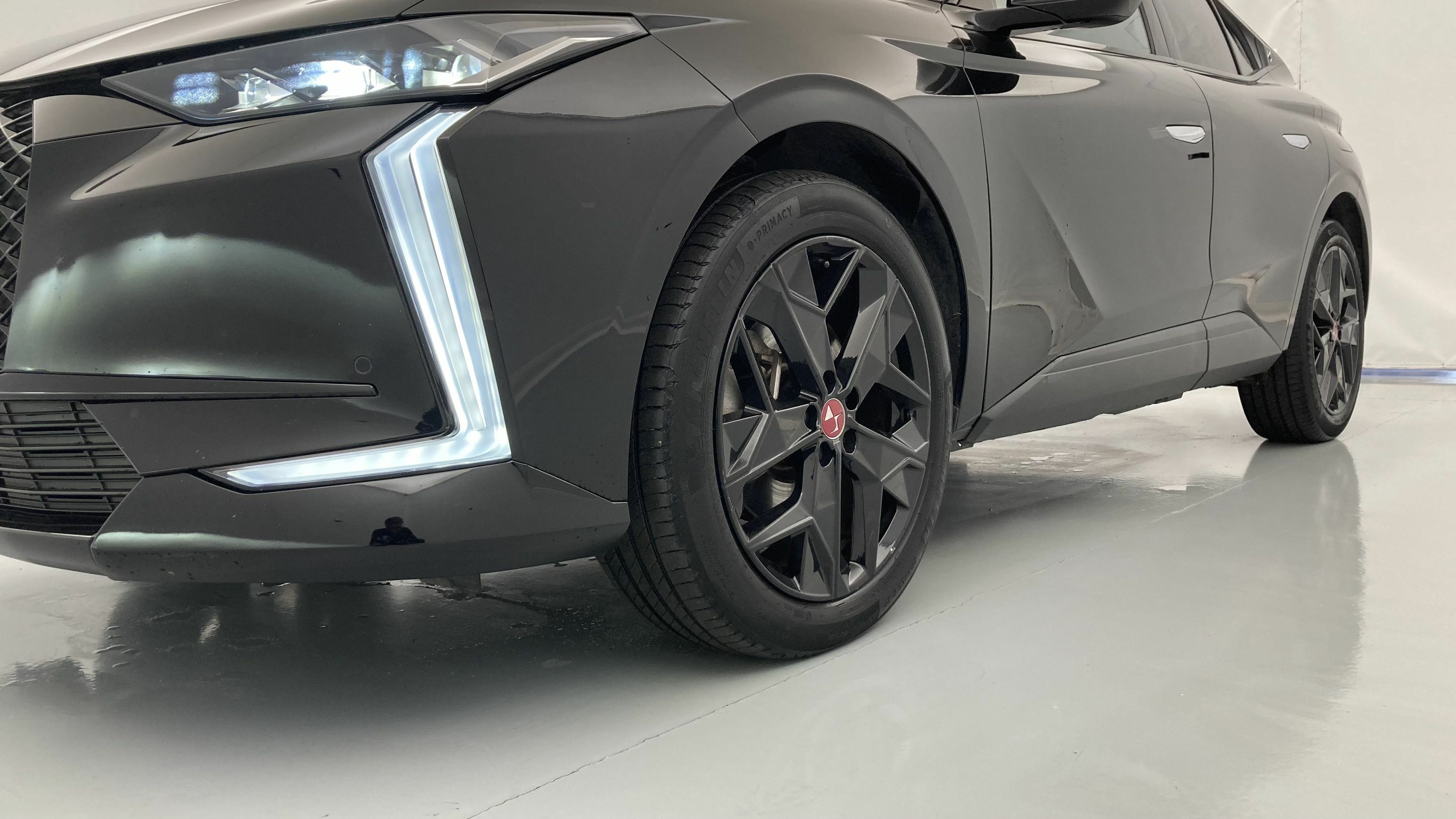 ds ds4 performance line + E-TENSE 225 CA 2023 negro perla 25