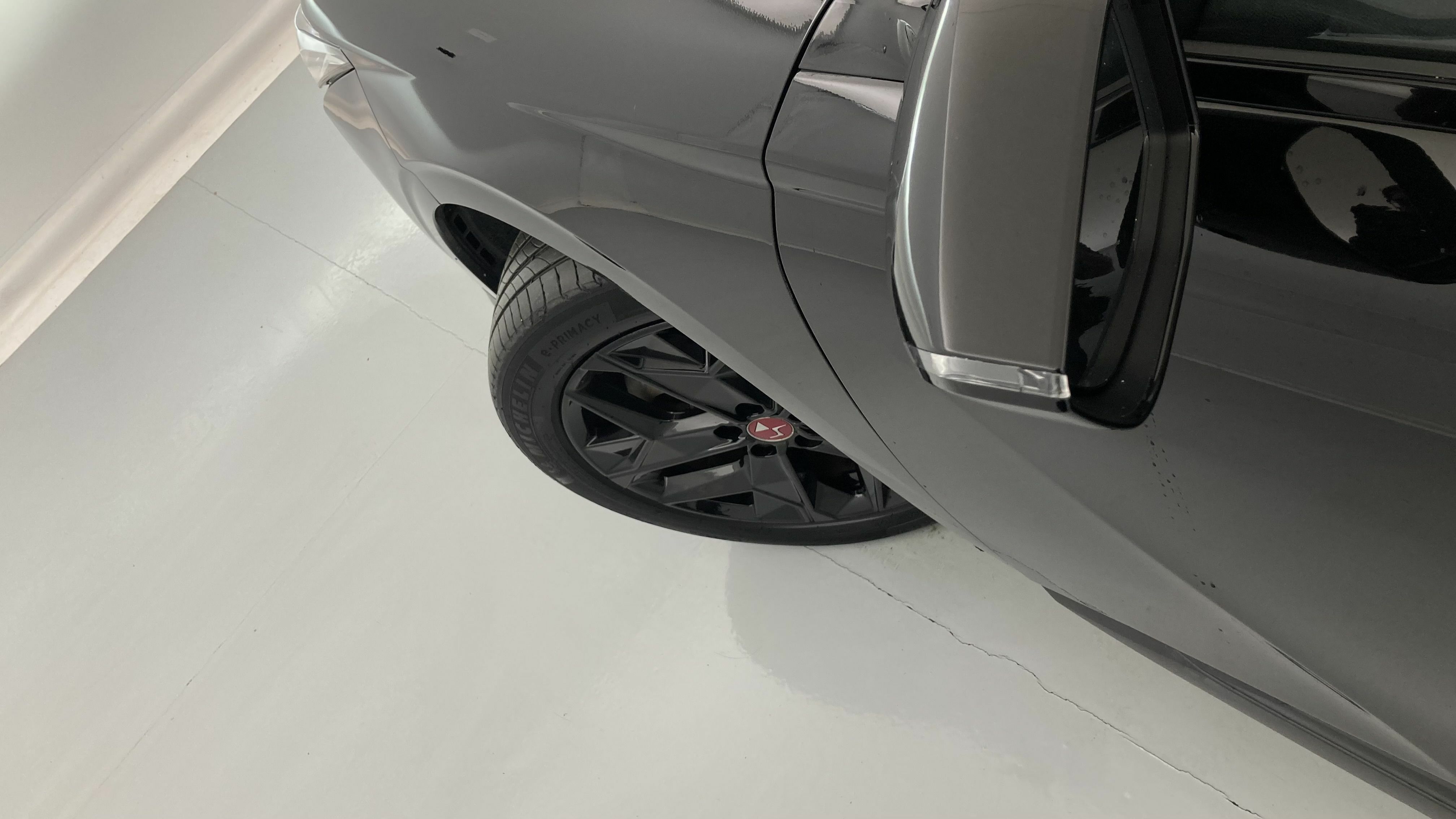 ds ds4 performance line + E-TENSE 225 CA 2023 negro perla 27