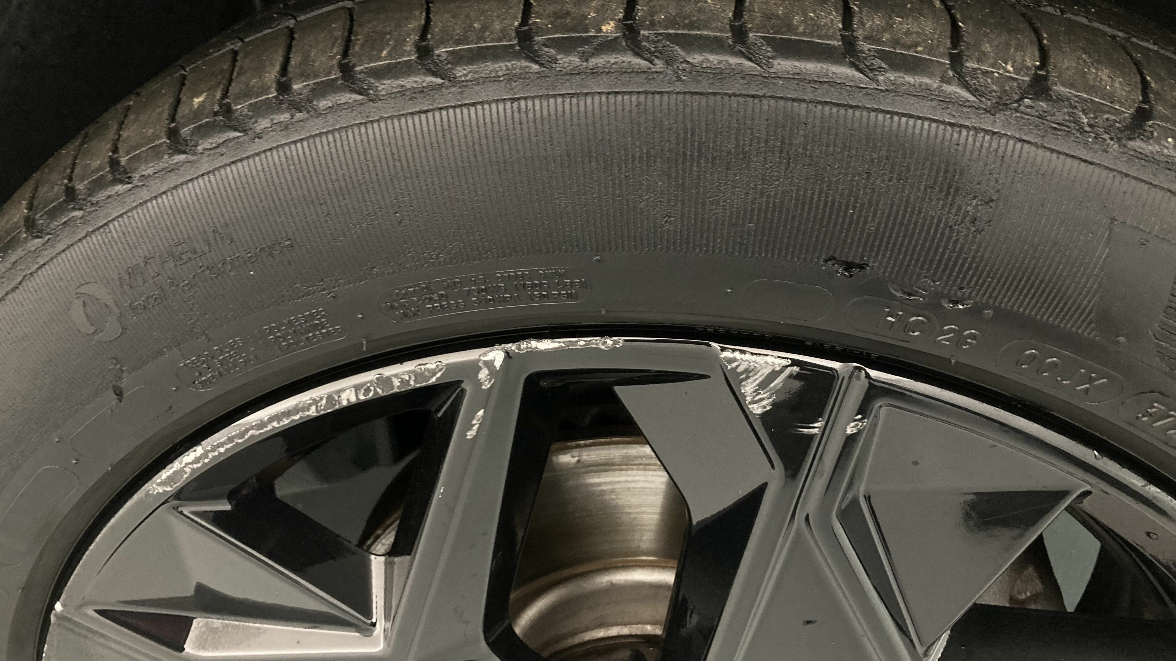 ds ds4 performance line + E-TENSE 225 CA 2023 negro perla 33