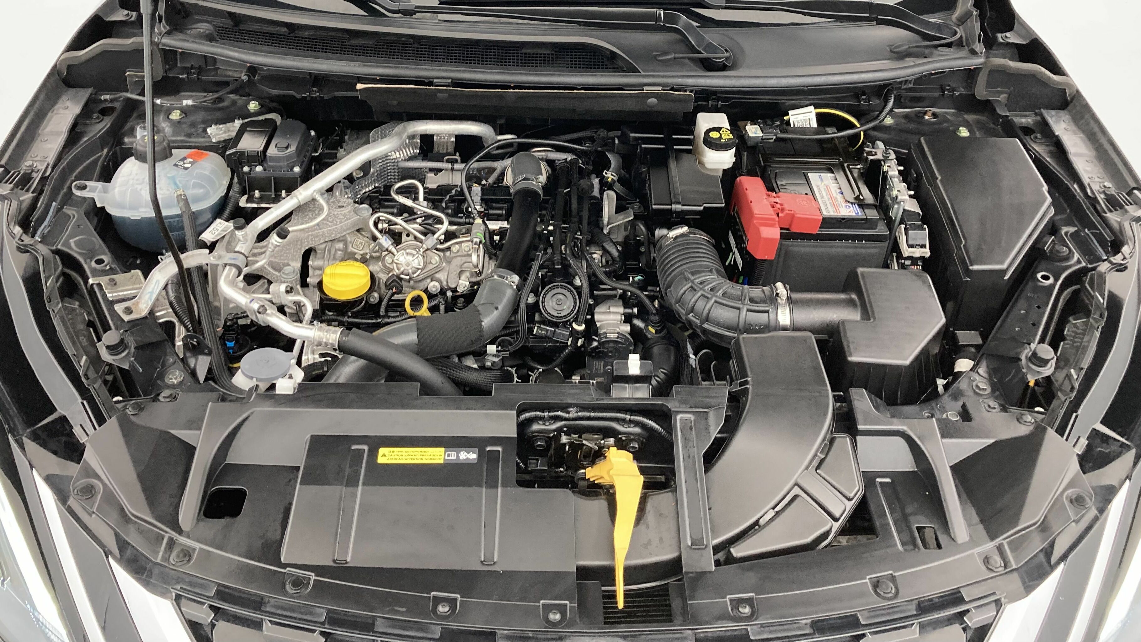 nissan qashqai acenta 1.3 DIG-T 140 MHEV 2022 black metallic 26