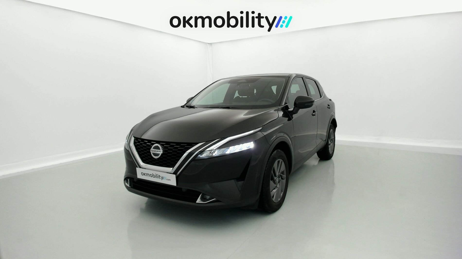 nissan qashqai acenta 1.3 DIG-T 140 MHEV 2022 black metallic 1