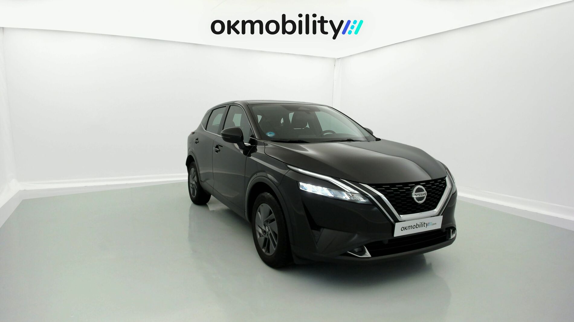 nissan qashqai acenta 1.3 DIG-T 140 MHEV 2022 black metallic 3