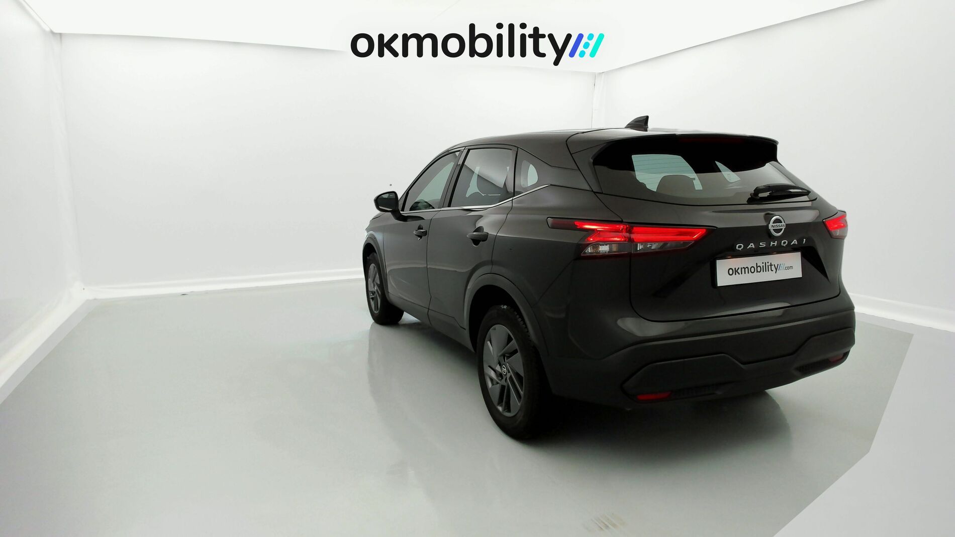 nissan qashqai acenta 1.3 DIG-T 140 MHEV 2022 black metallic 10