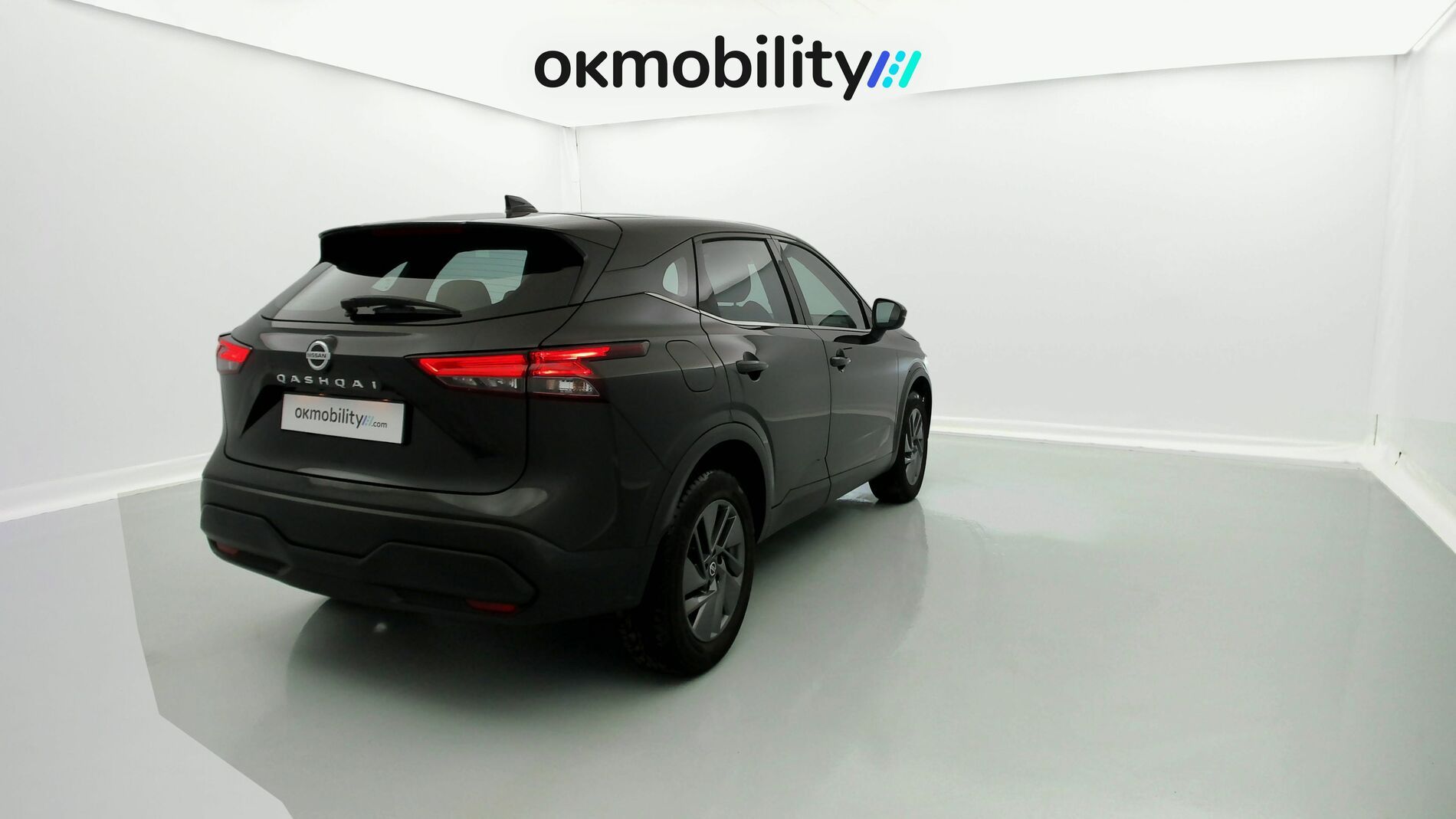 nissan qashqai acenta 1.3 DIG-T 140 MHEV 2022 black metallic 12