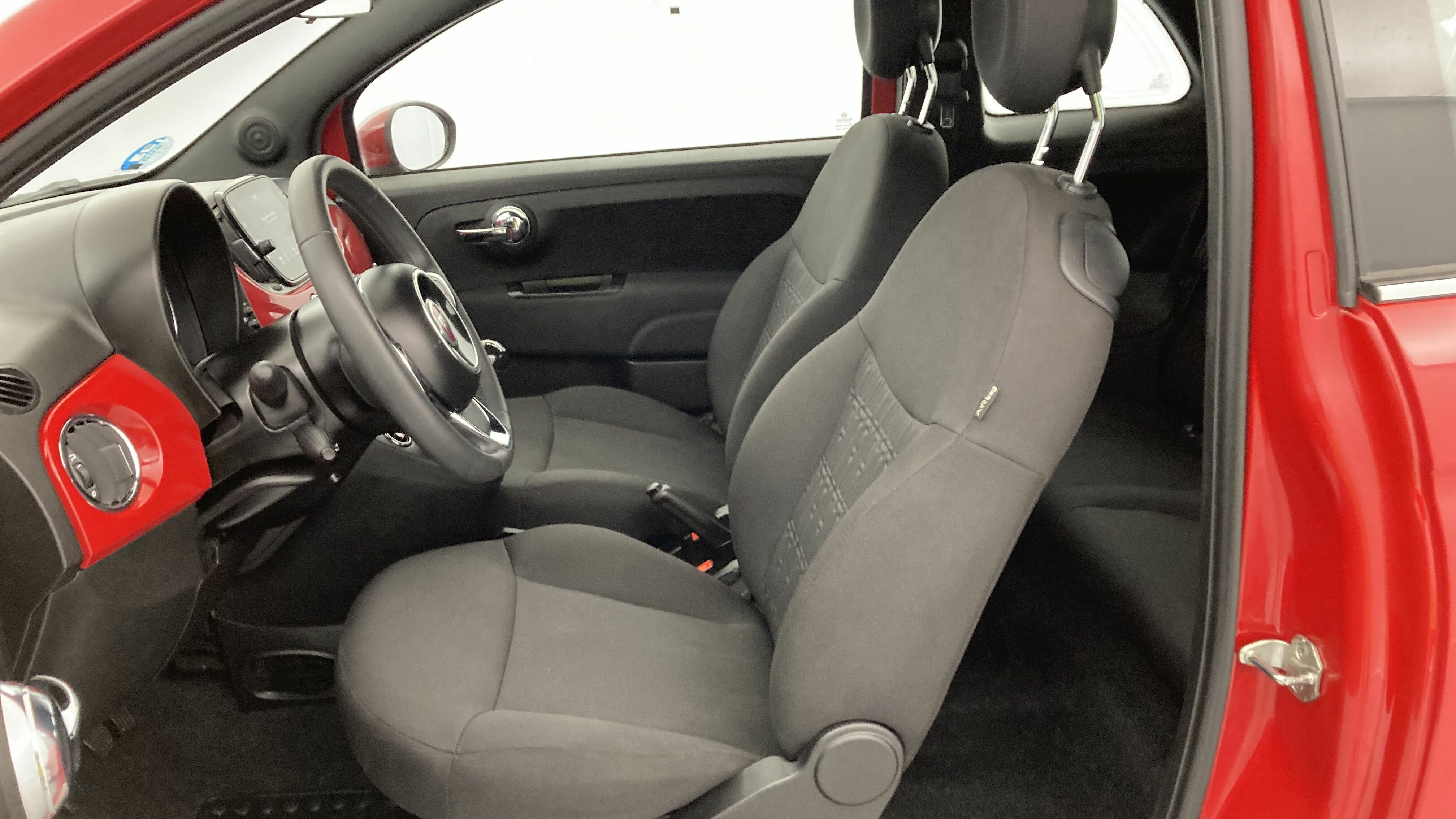 fiat 500c dolcevita 1.0 HYBRID 70 MHEV 2024 rojo passione 15