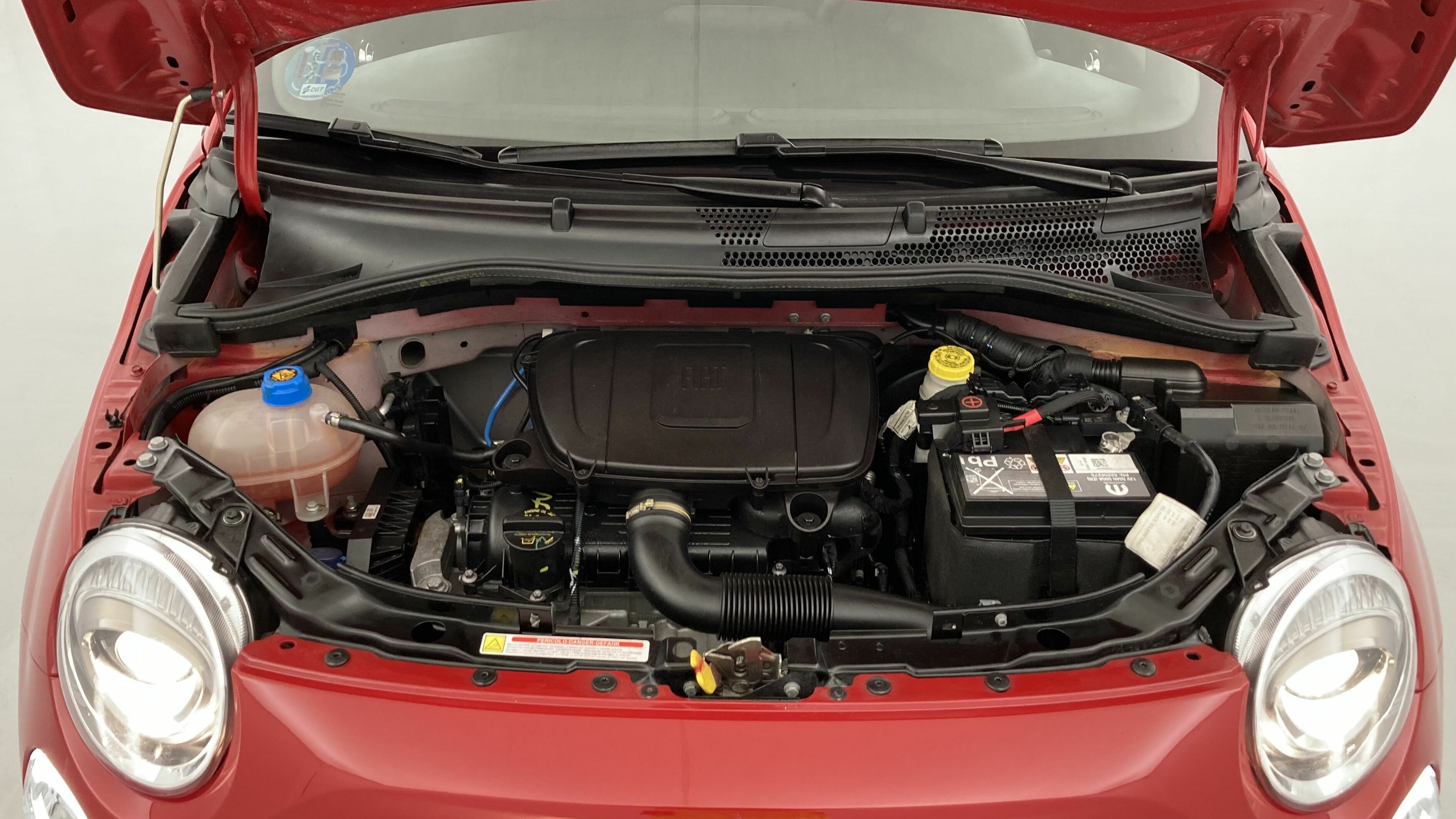 fiat 500c dolcevita 1.0 HYBRID 70 MHEV 2024 rojo passione 26