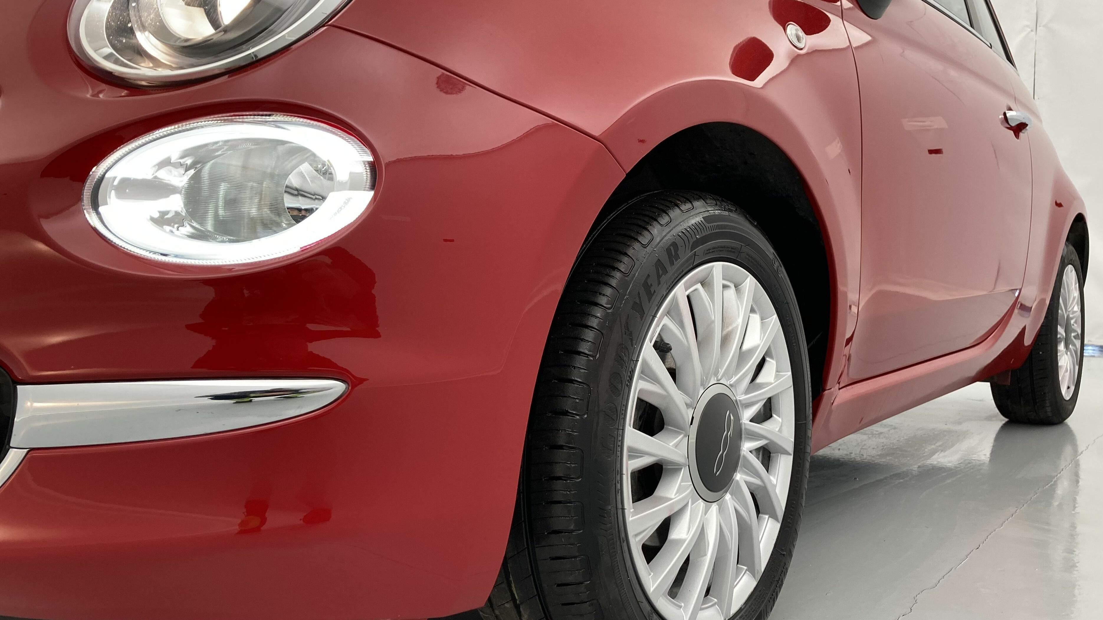 fiat 500c dolcevita 1.0 HYBRID 70 MHEV 2024 rojo passione 27