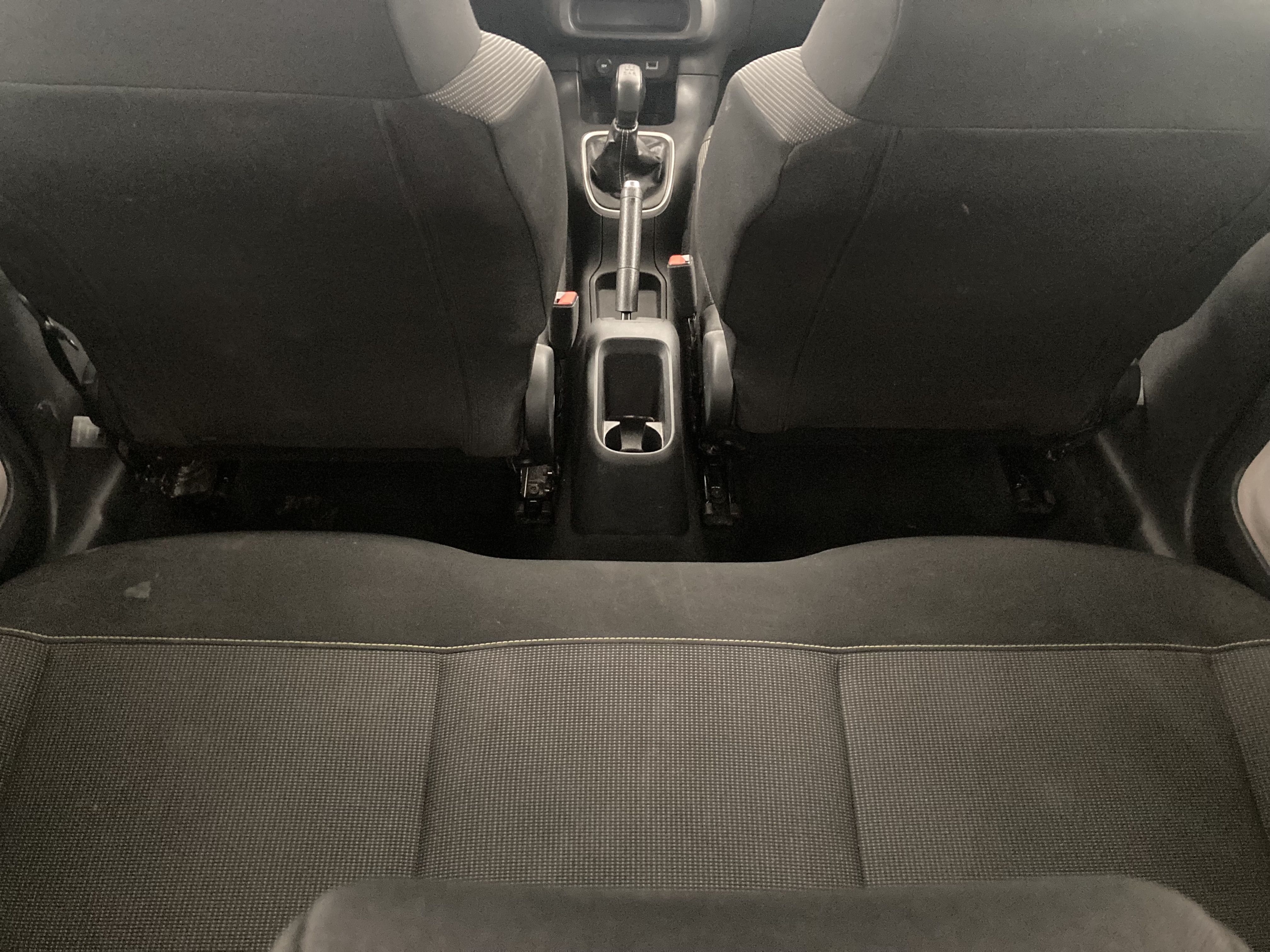 citroen c3 origin max 1.2 PURETECH 83 2024 gris platino 17