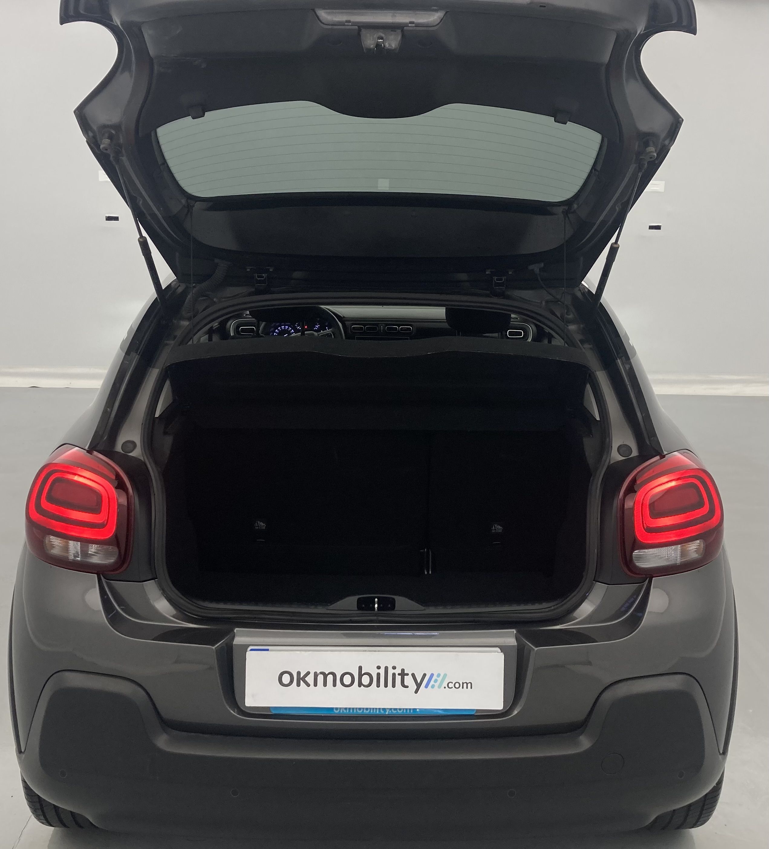 citroen c3 origin max 1.2 PURETECH 83 2024 gris platino 23