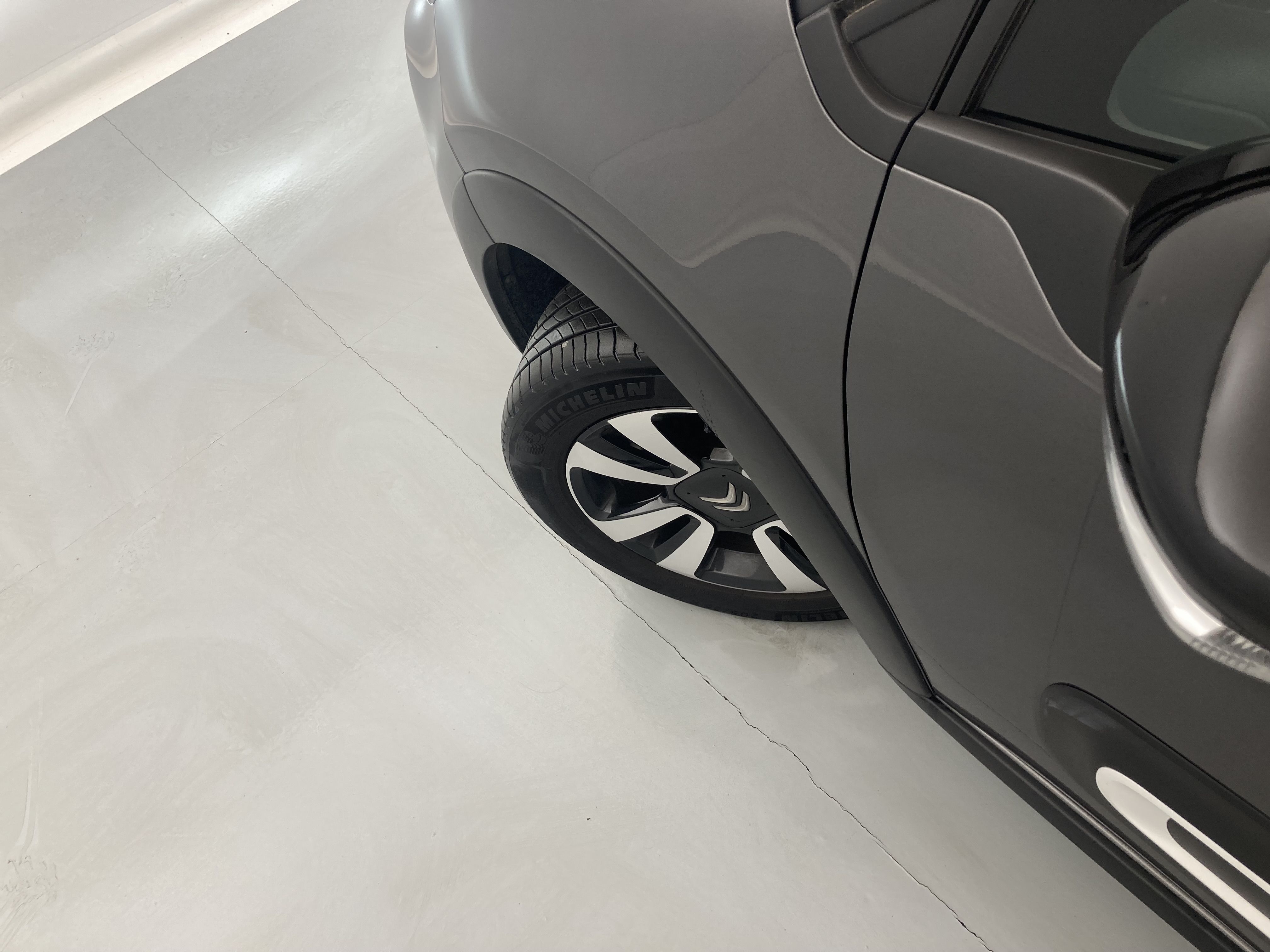 citroen c3 origin max 1.2 PURETECH 83 2024 gris platino 30