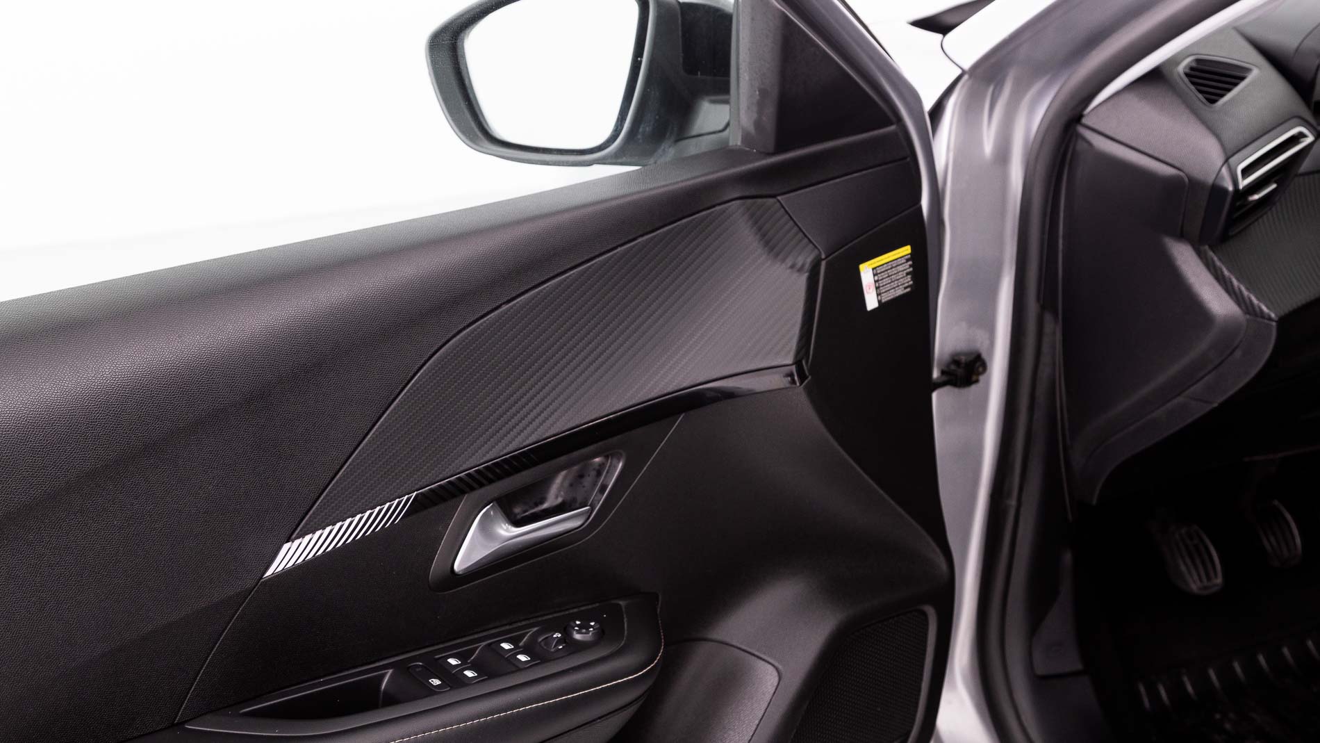 peugeot 208 allure 1.2 PURETECH 100 2024 gris artense 10