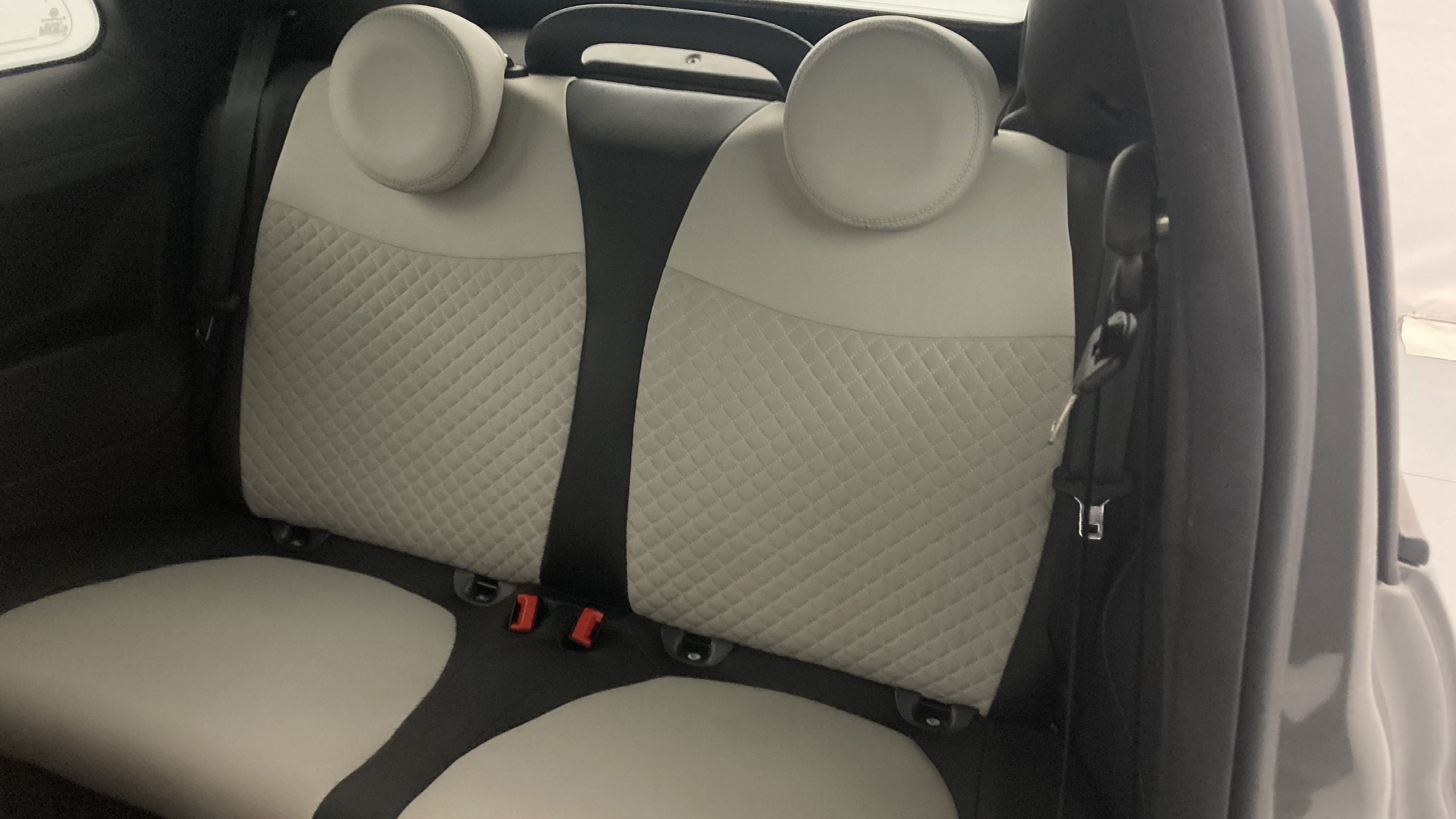 fiat 500c dolcevita 1.0 HYBRID 70 MHEV 2022 gris pompei / negro 21