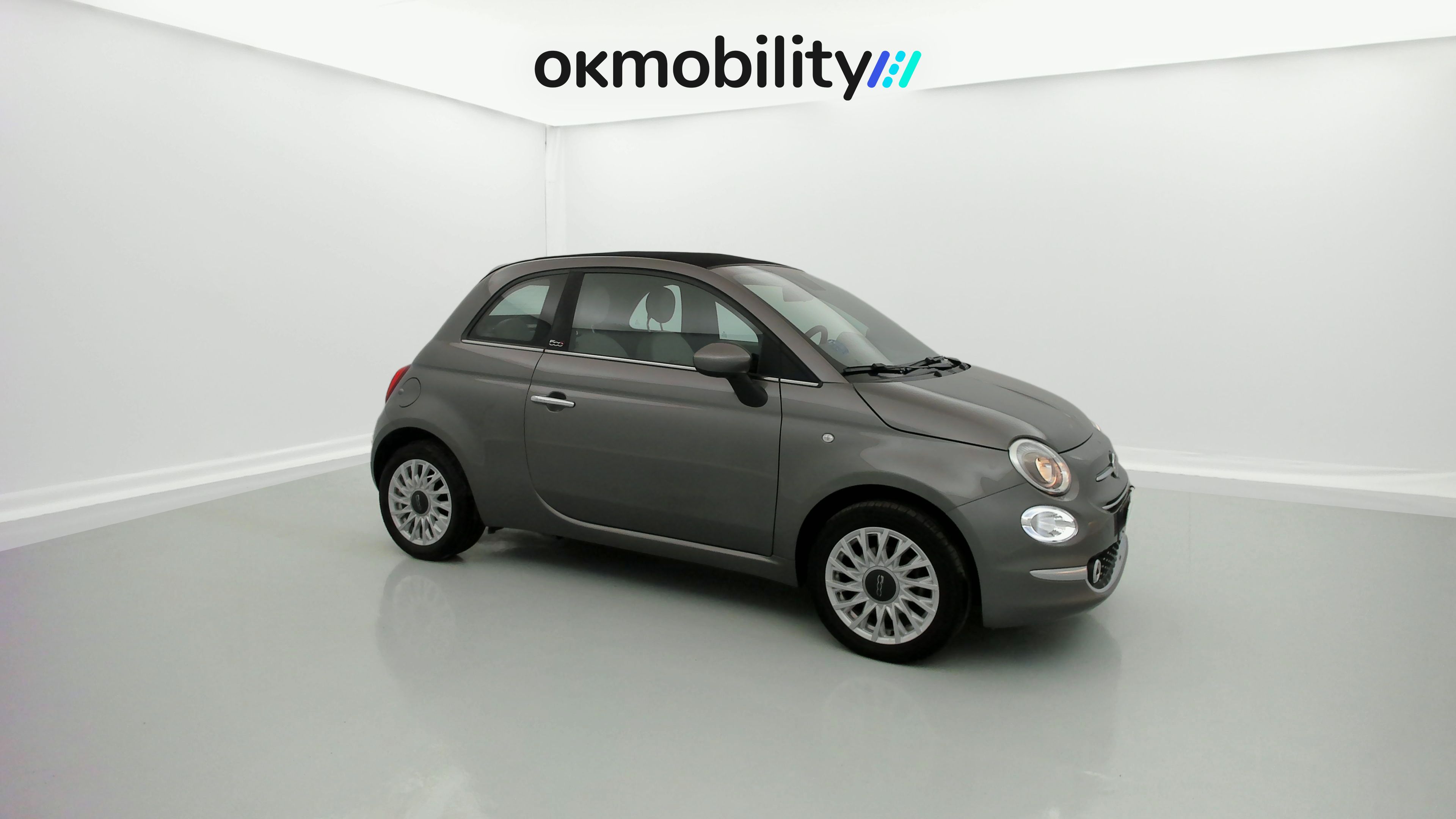 fiat 500c dolcevita 1.0 HYBRID 70 MHEV 2022 gris pompei / negro 3