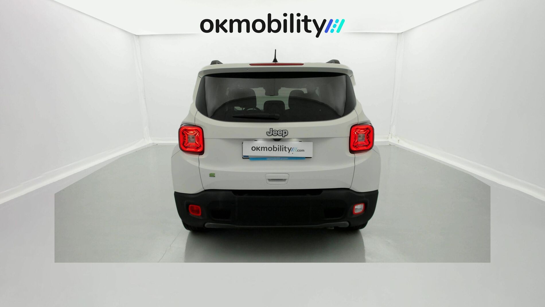 jeep renegade limited 1.5 TURBO 130 DCT 2023 blanco alpine 10