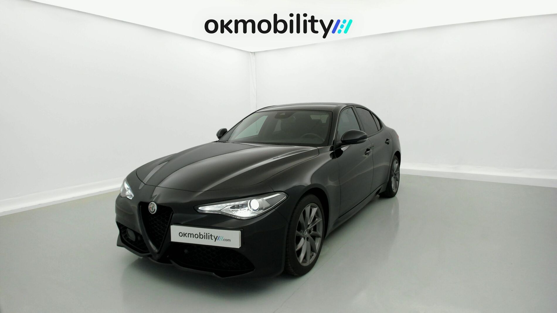 alfa romeo giulia sprint 2.2 JTD 190 RWD CA 2022 negro vulcano 1