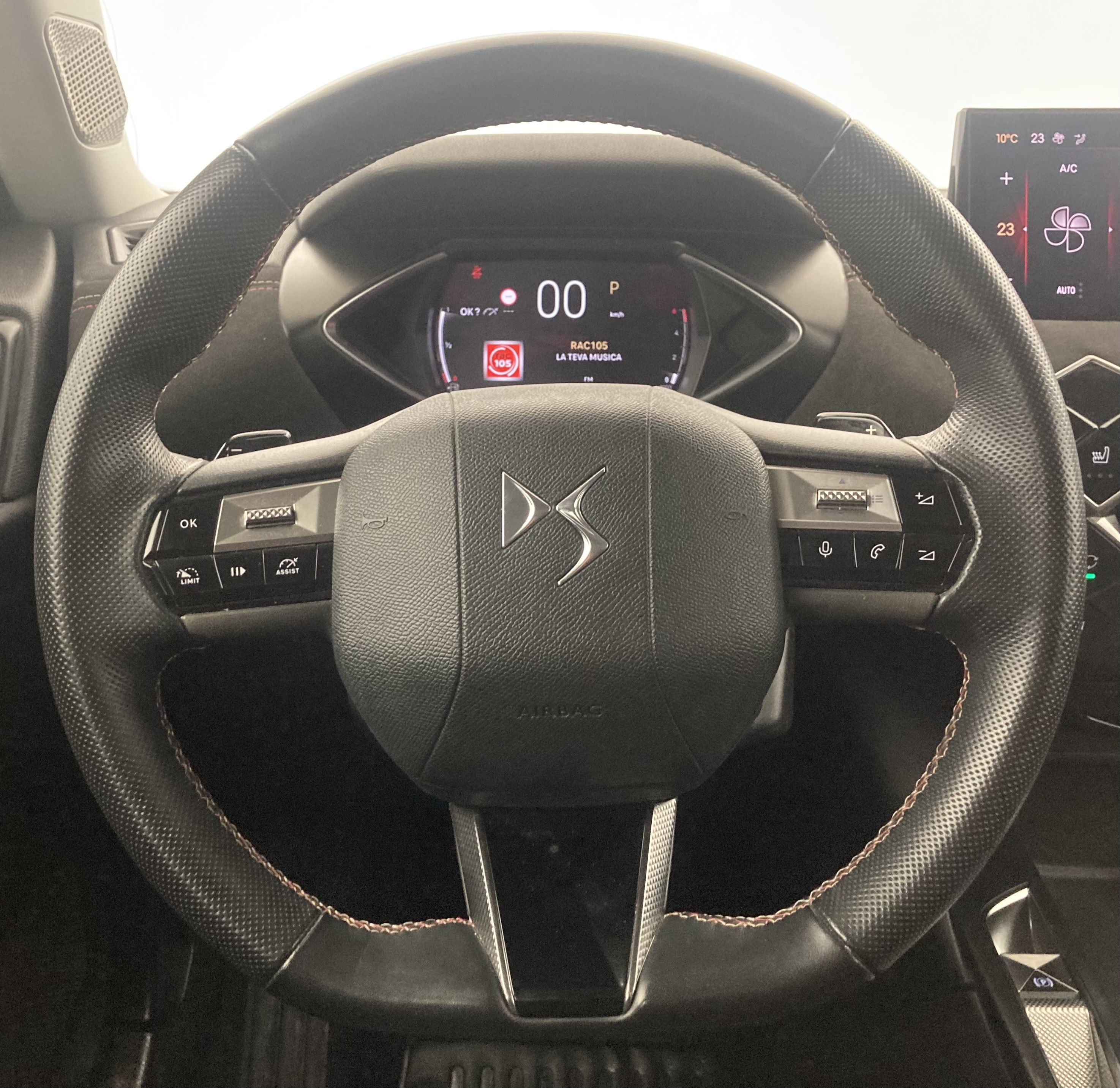 ds ds3 crossback performance line 1.5 BLUEHDI 130 EAT 2023 crystal pearl 22