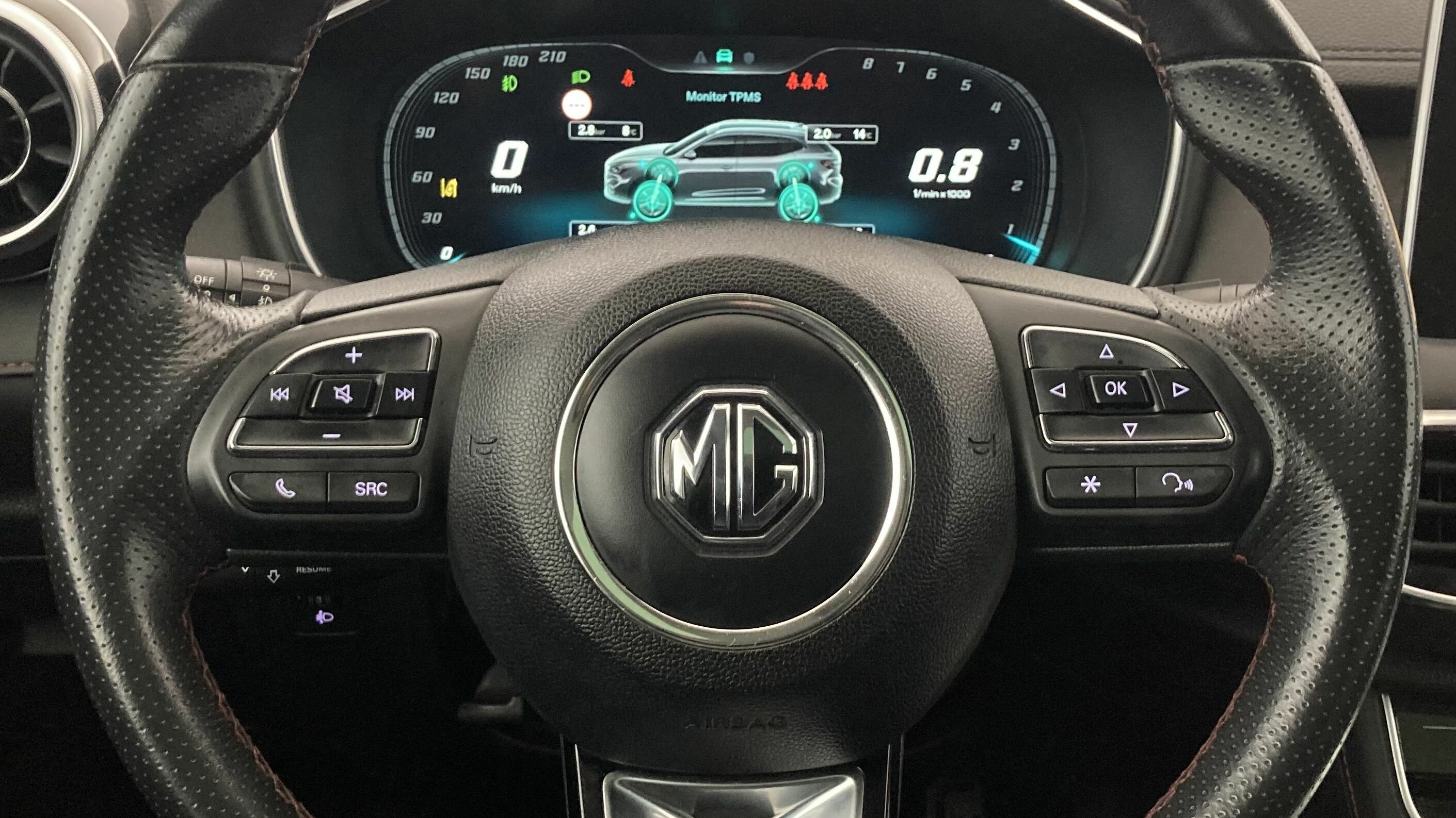 mg hs luxury 1.5 T-GDI 162 AT 2023 medal silver 17