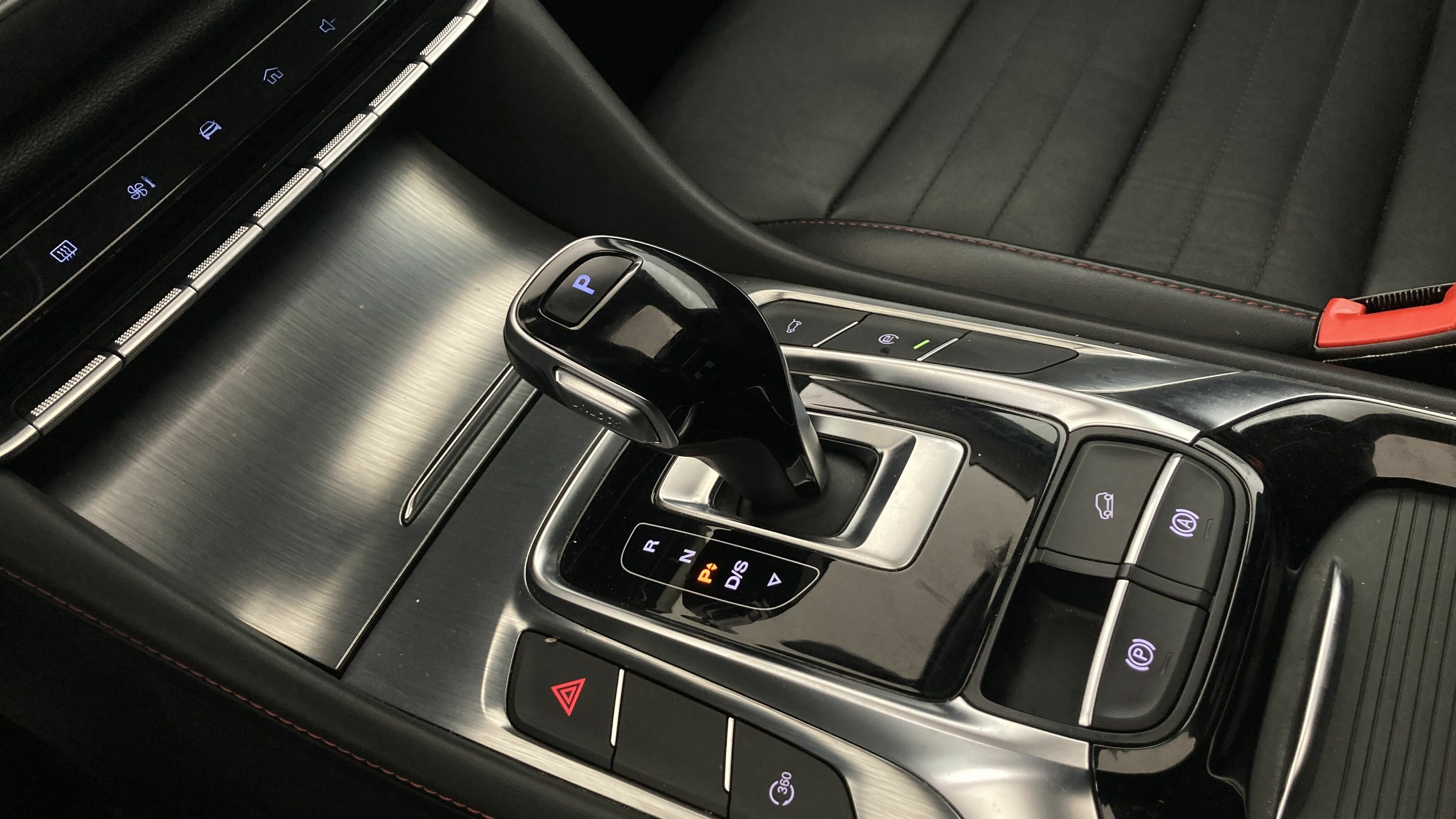 mg hs luxury 1.5 T-GDI 162 AT 2023 medal silver 20